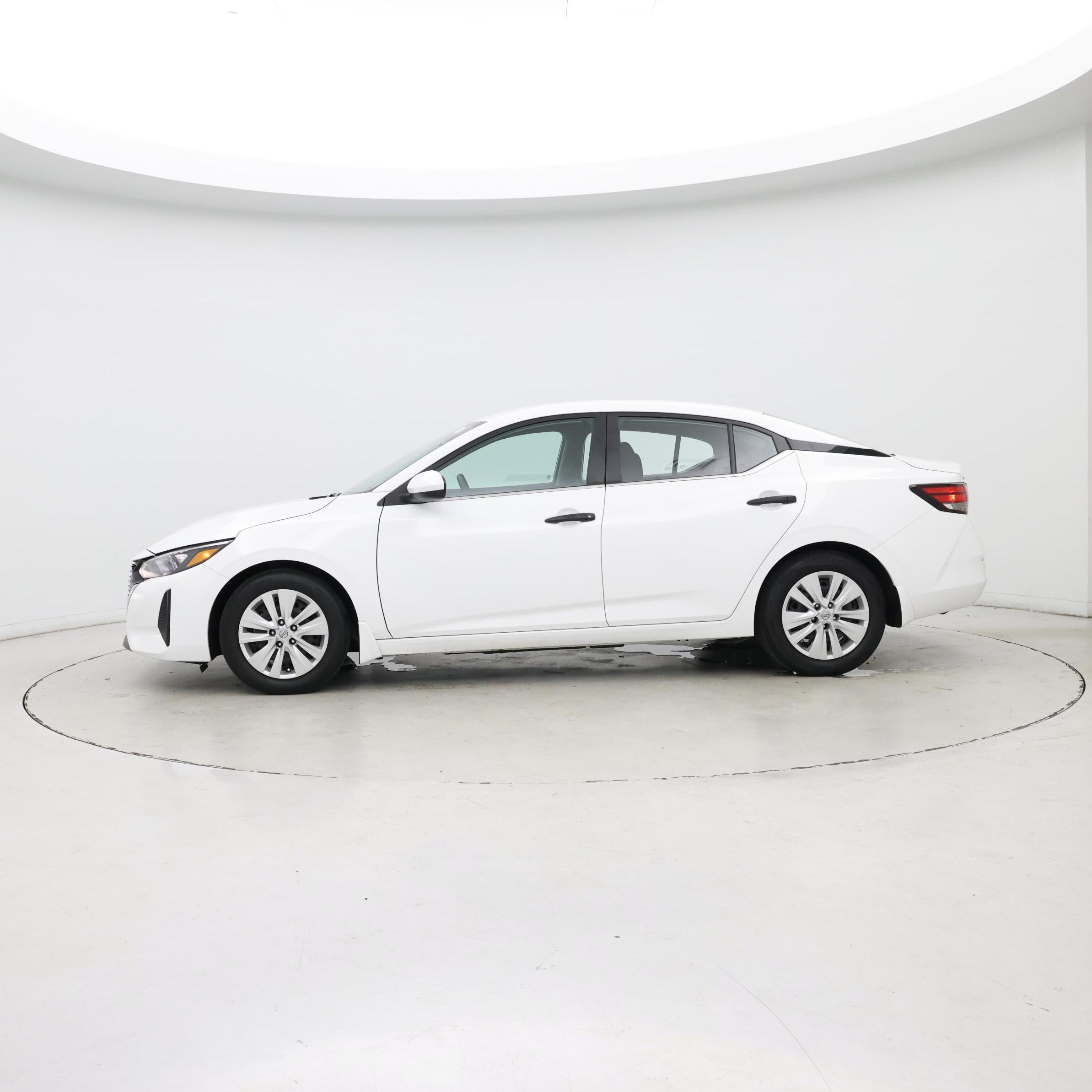 Thumbnail: 2024 Nissan Sentra - 3