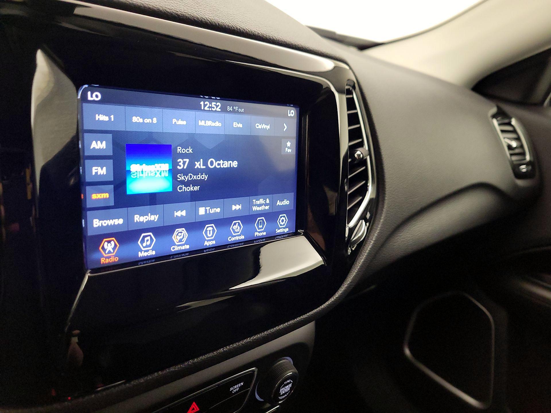 Thumbnail: 2020 Jeep Compass - 15