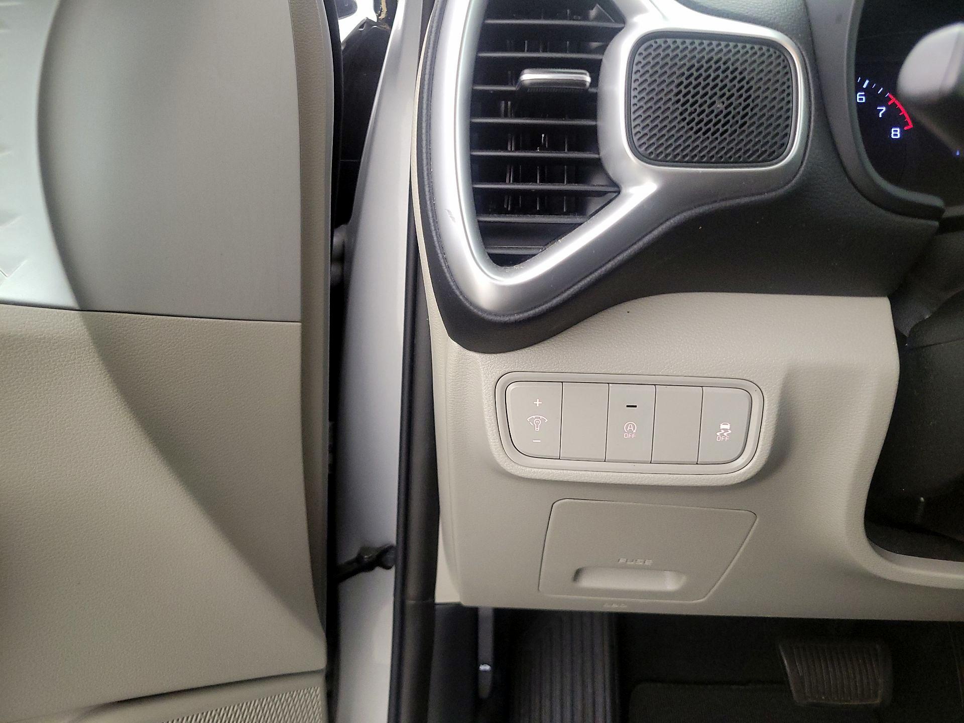 Thumbnail: 2020 Kia Soul - 13
