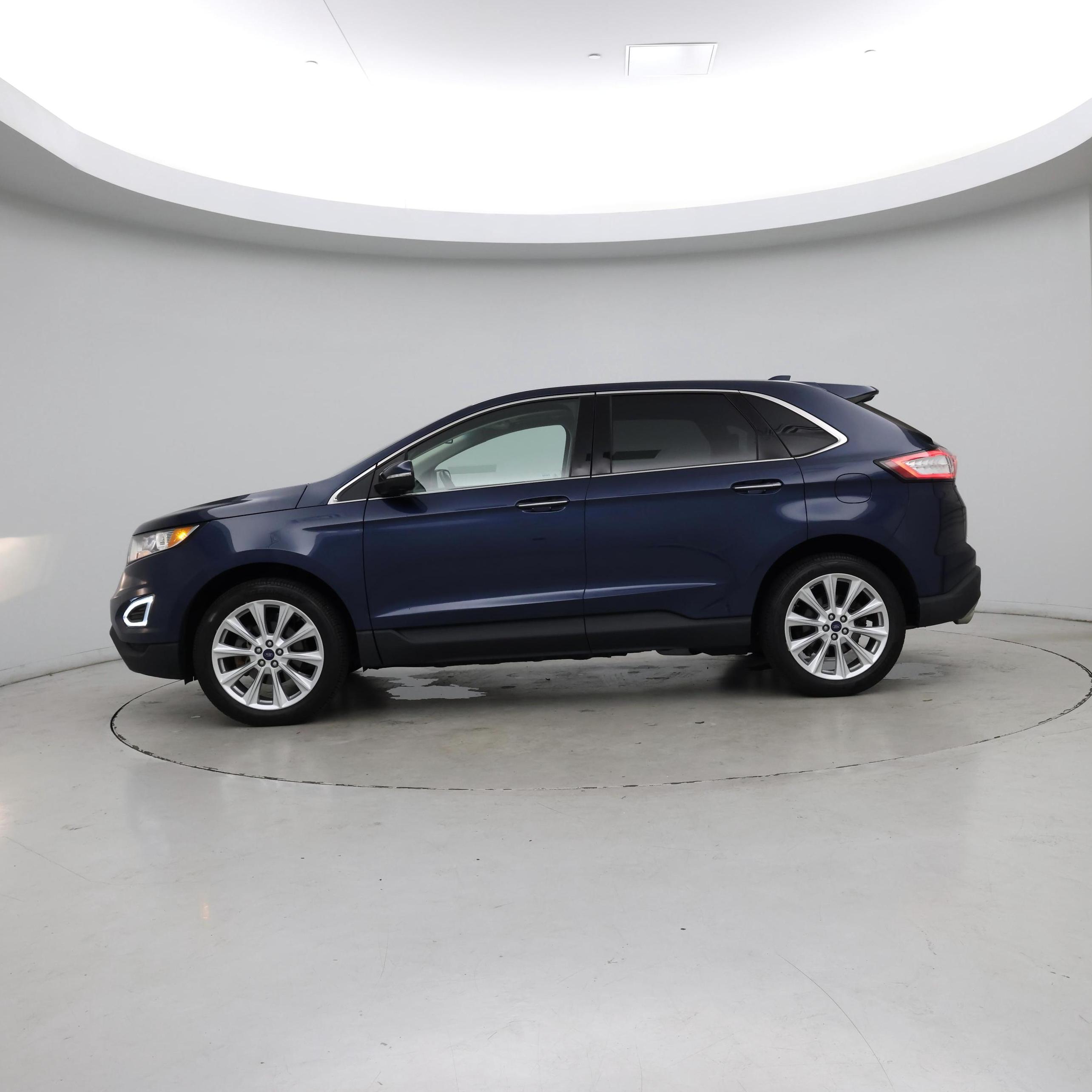 Thumbnail: 2017 Ford Edge - 3