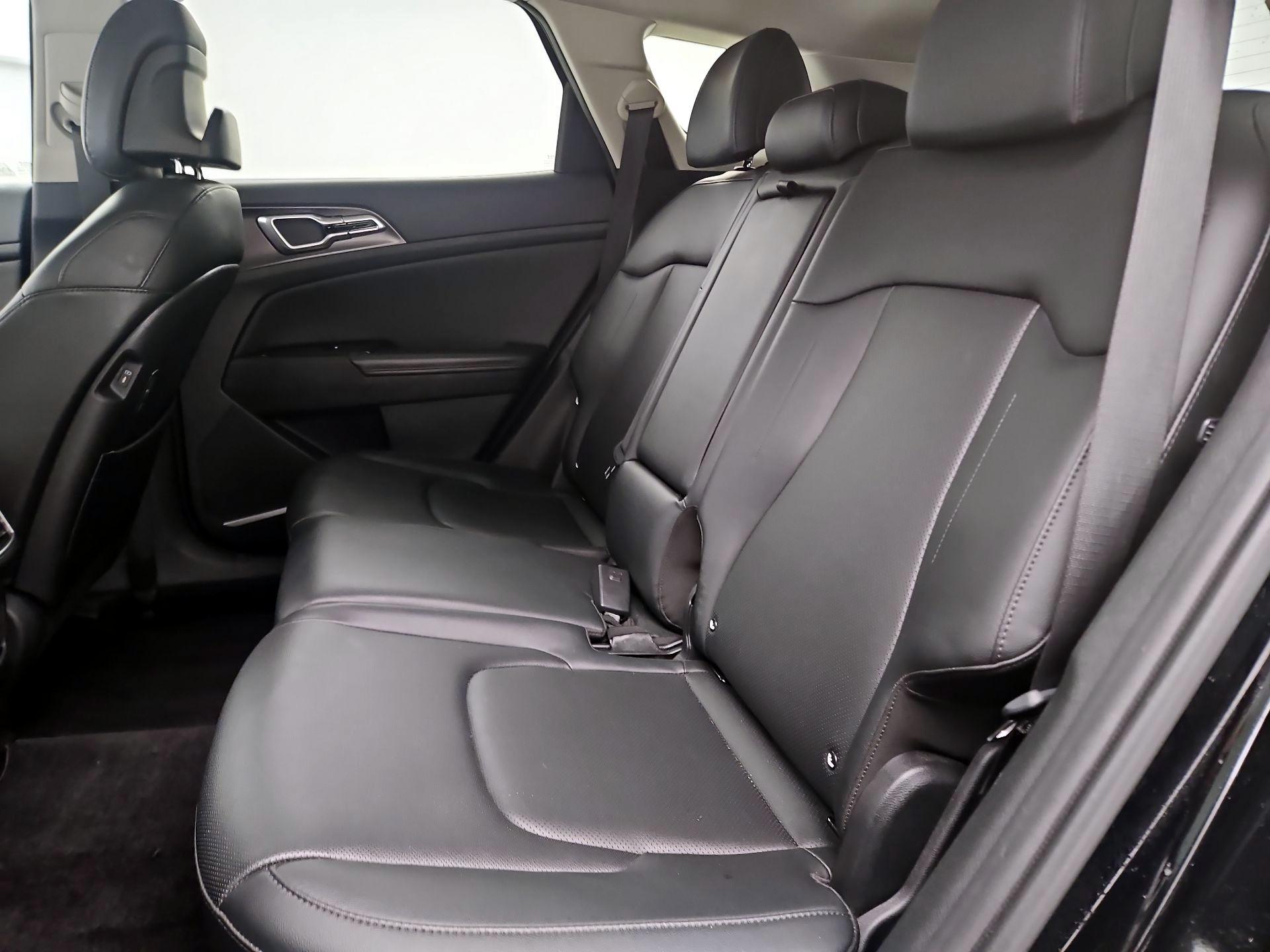 Thumbnail: 2023 Kia Sportage - 20