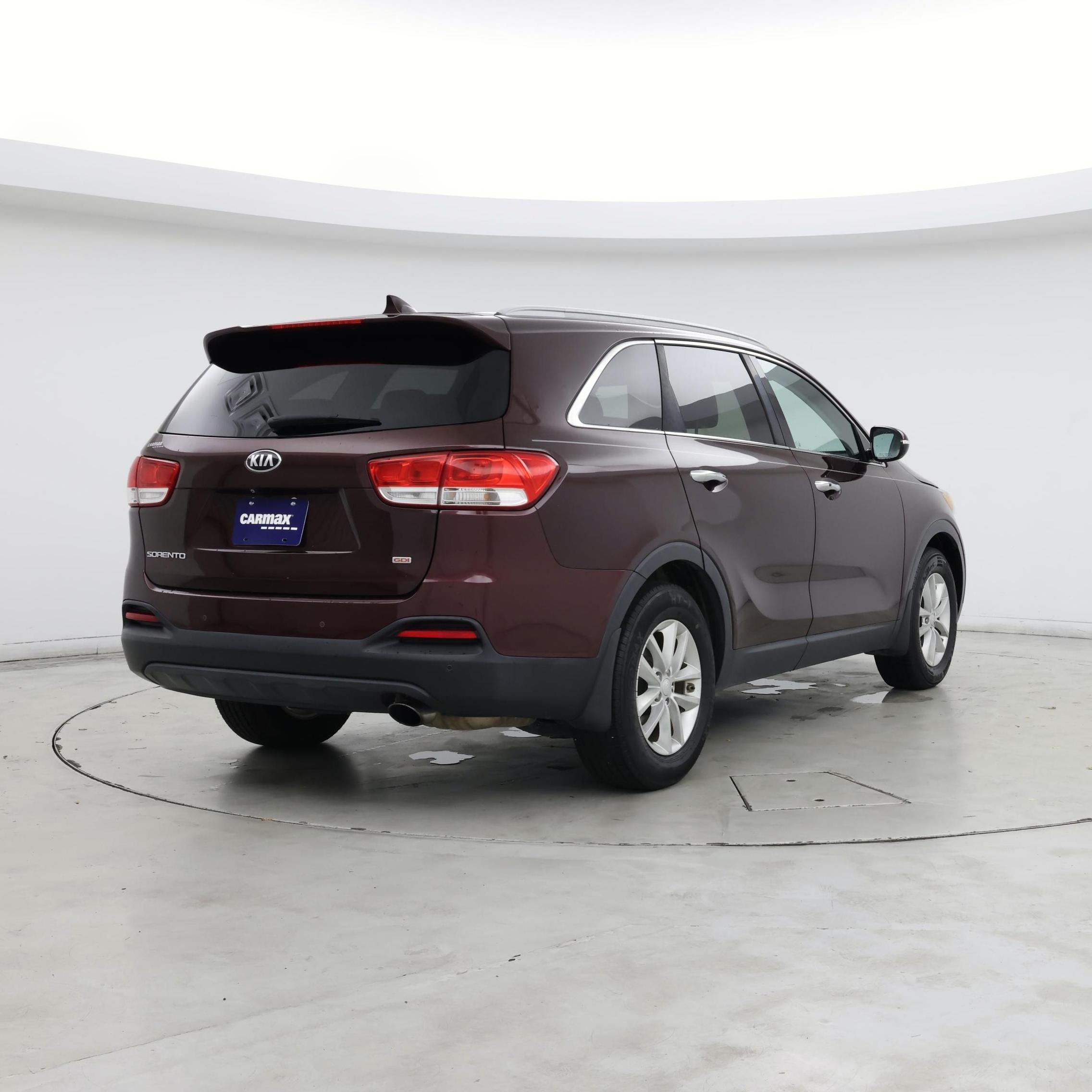 Thumbnail: 2017 Kia Sorento - 8