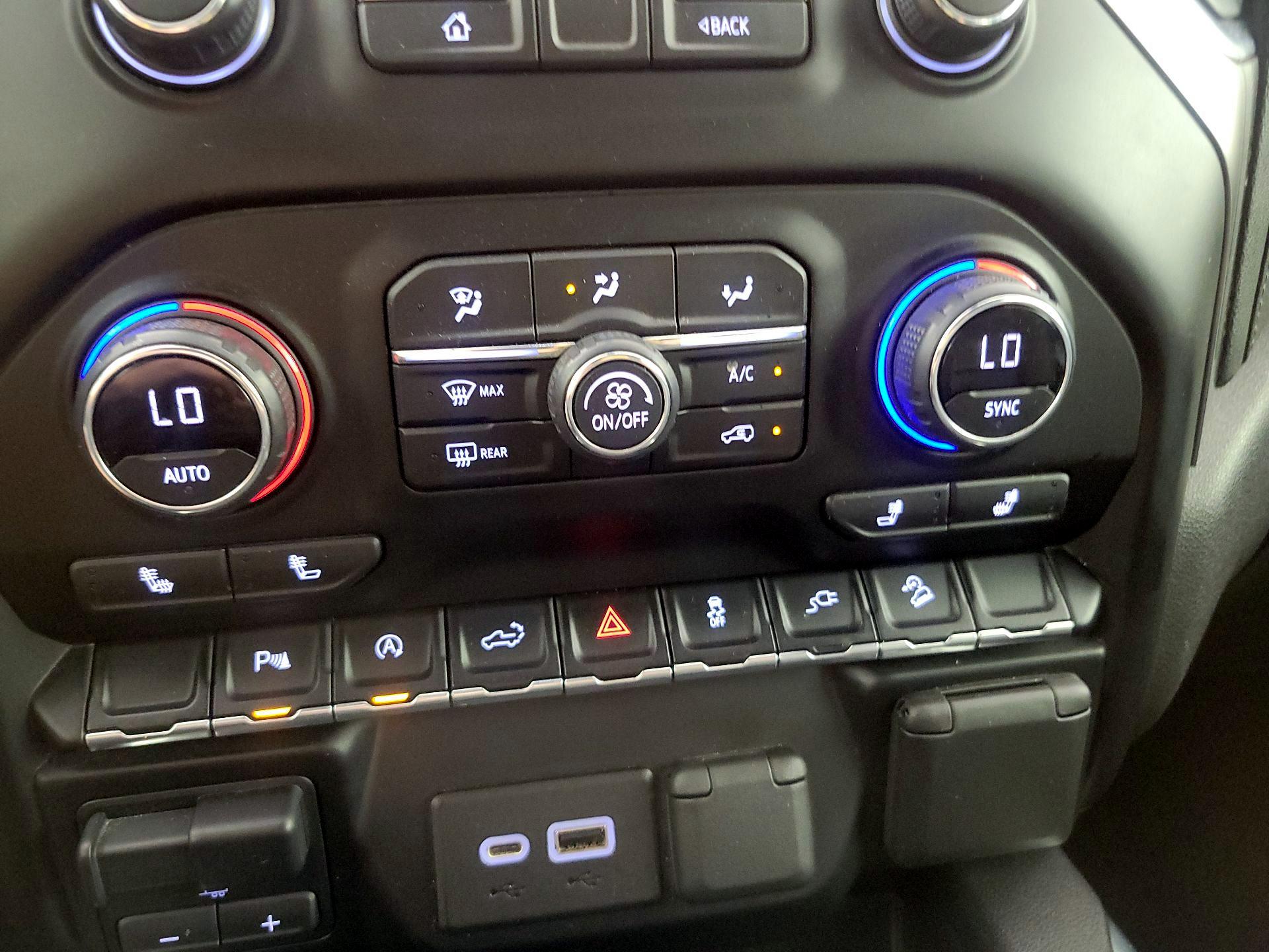 Thumbnail: 2021 Chevrolet Silverado 1500 - 16