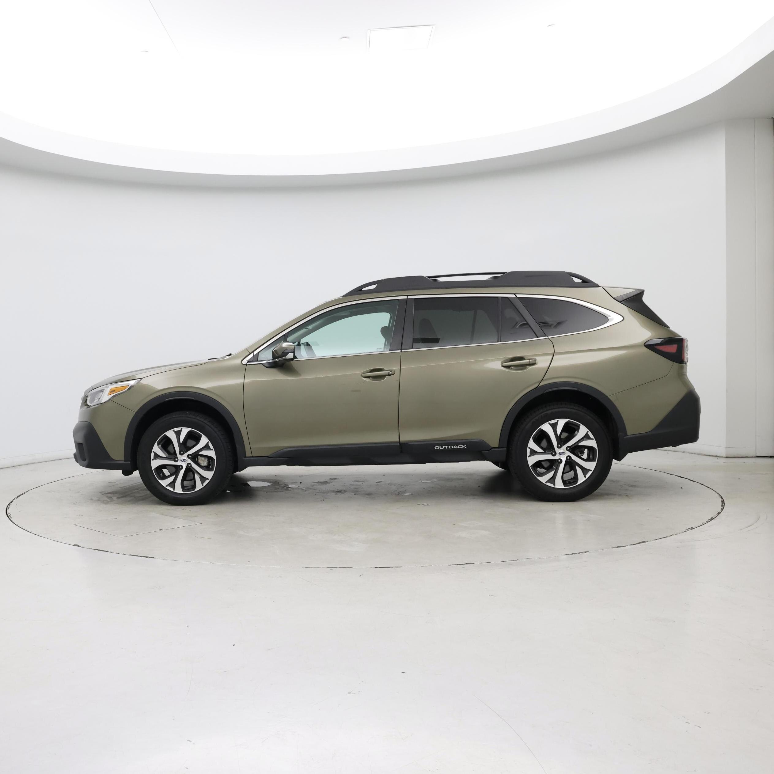 Thumbnail: 2022 Subaru Outback - 3