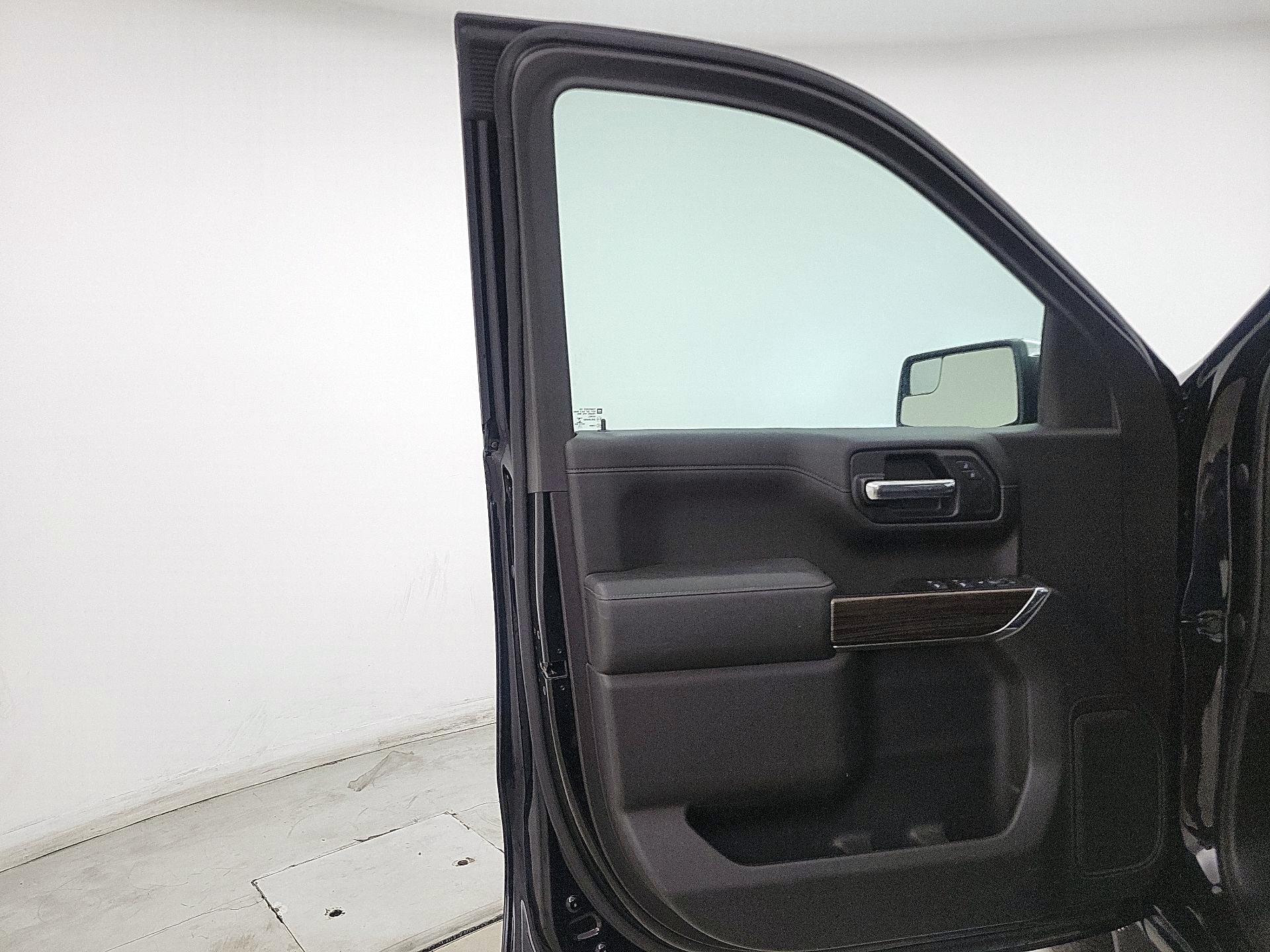 Thumbnail: 2019 Chevrolet Silverado 1500 - 12