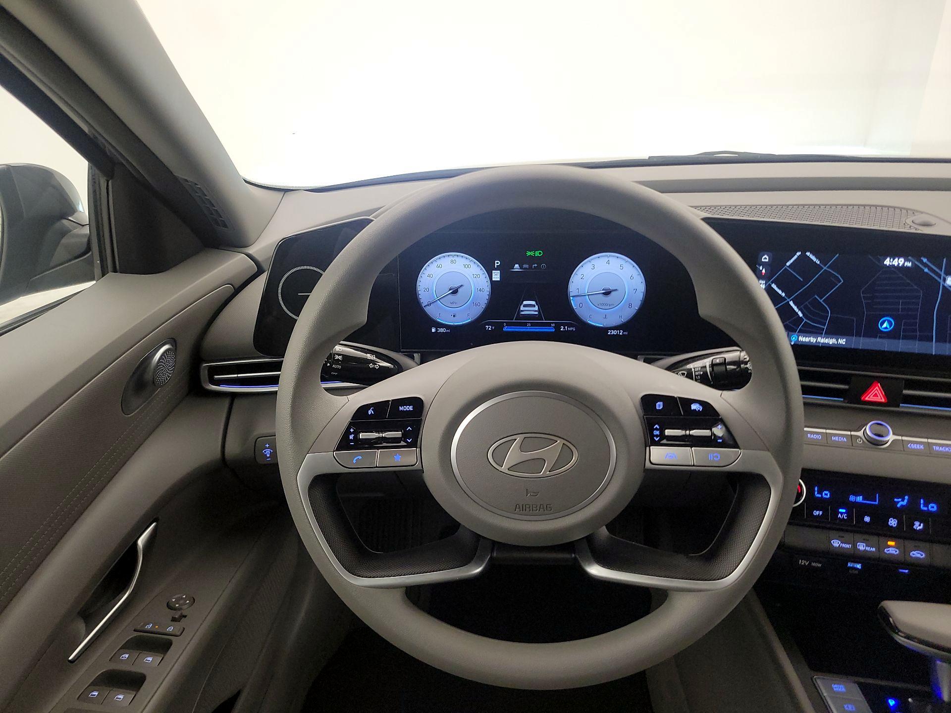 Thumbnail: 2024 Hyundai Elantra - 10
