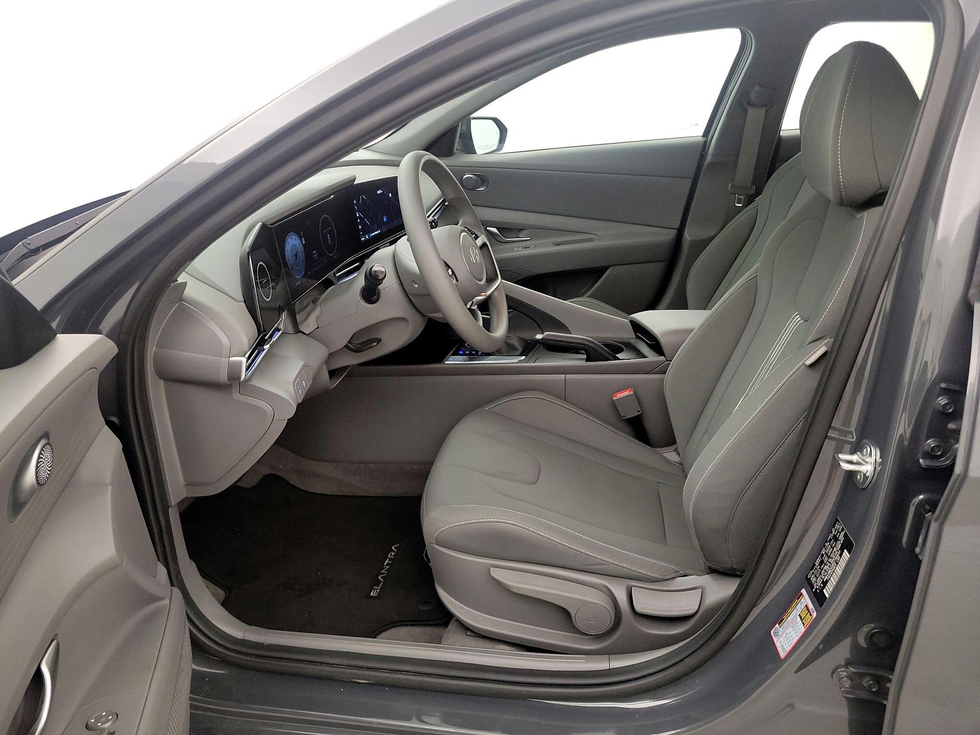Thumbnail: 2024 Hyundai Elantra - 11