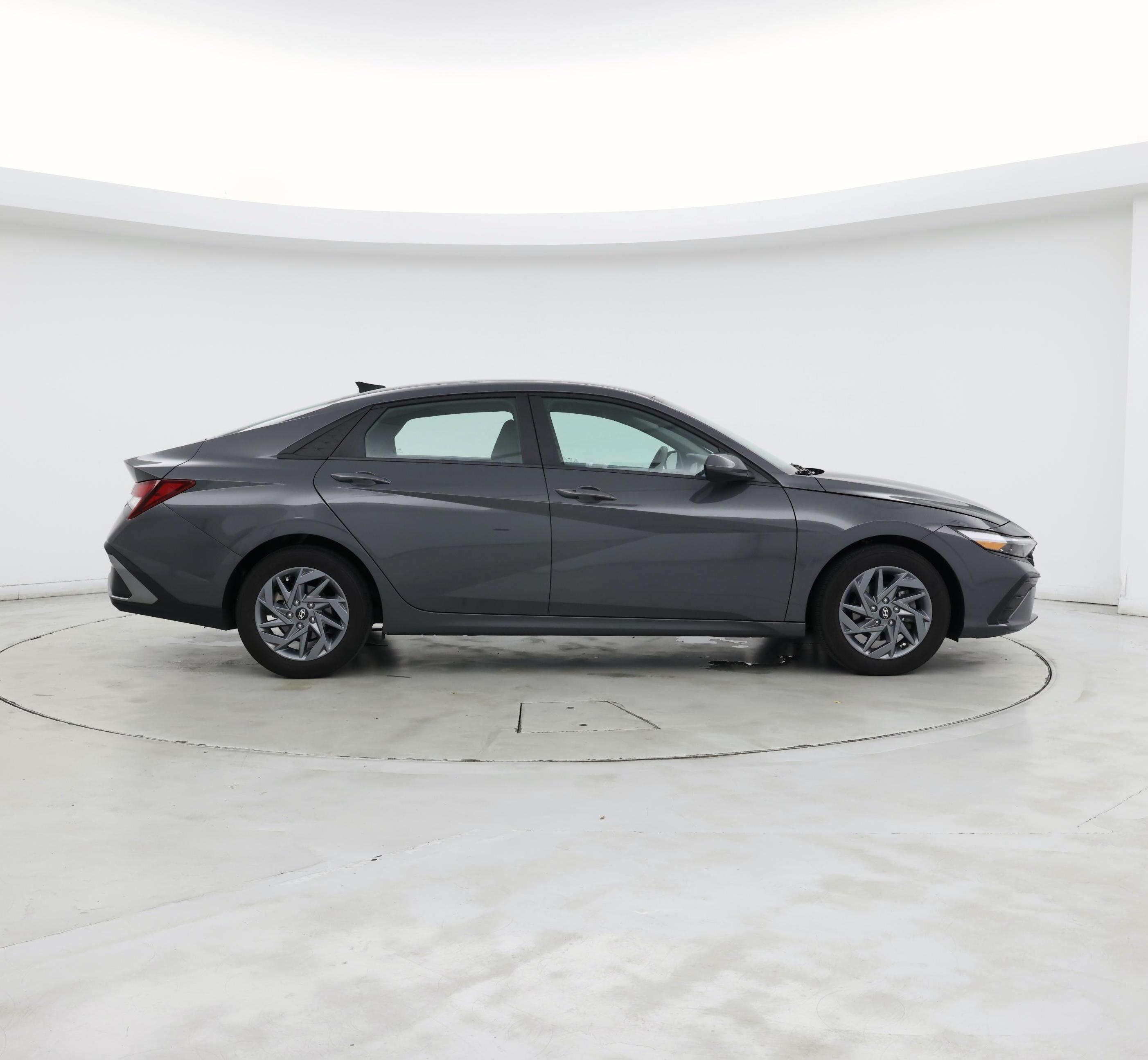 Thumbnail: 2024 Hyundai Elantra - 7
