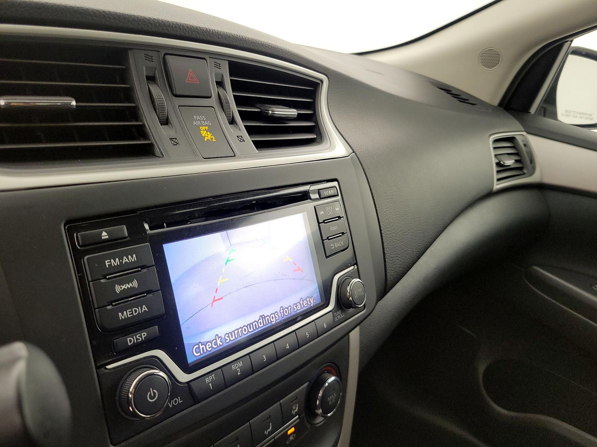 Thumbnail: 2015 Nissan Sentra - 14