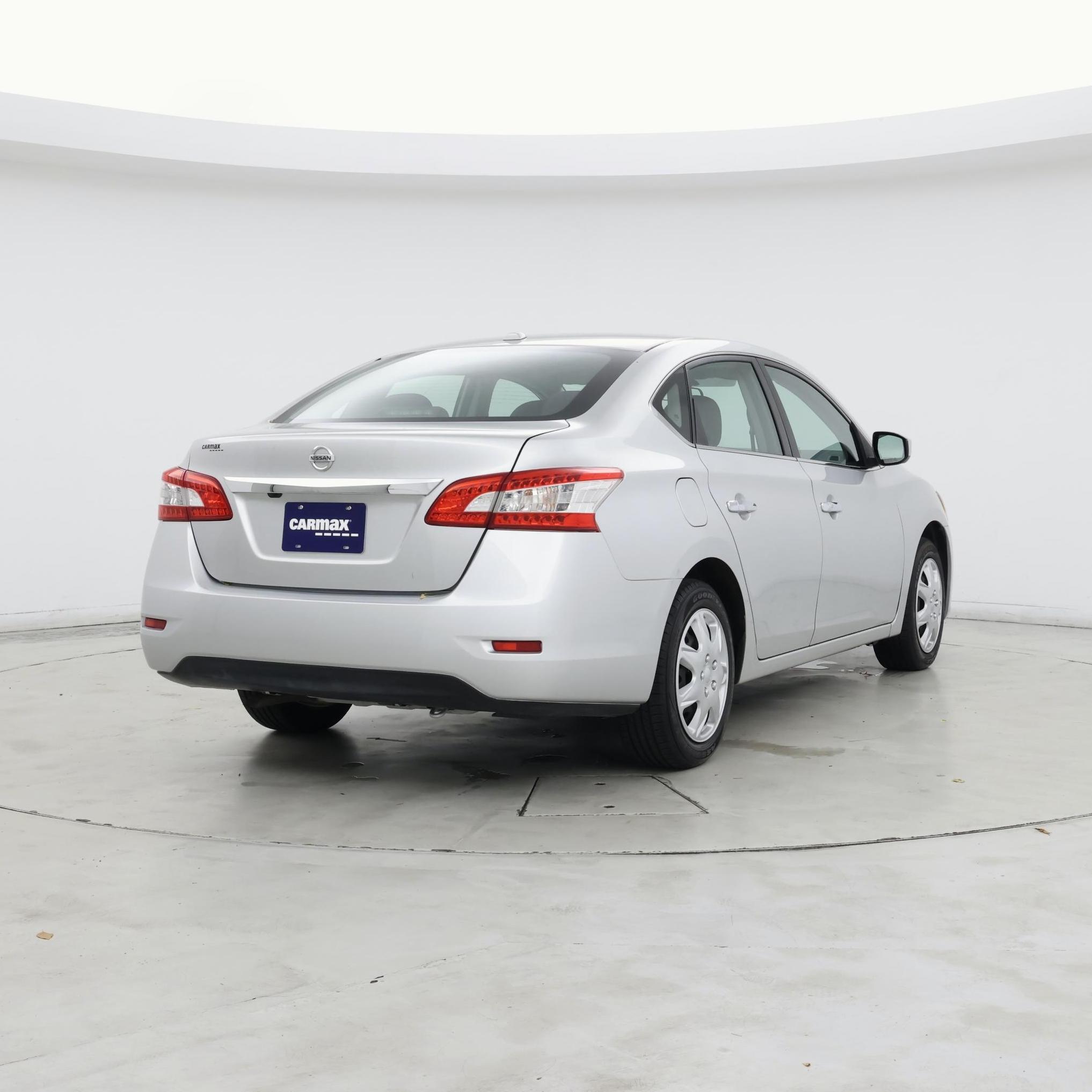 Thumbnail: 2015 Nissan Sentra - 8