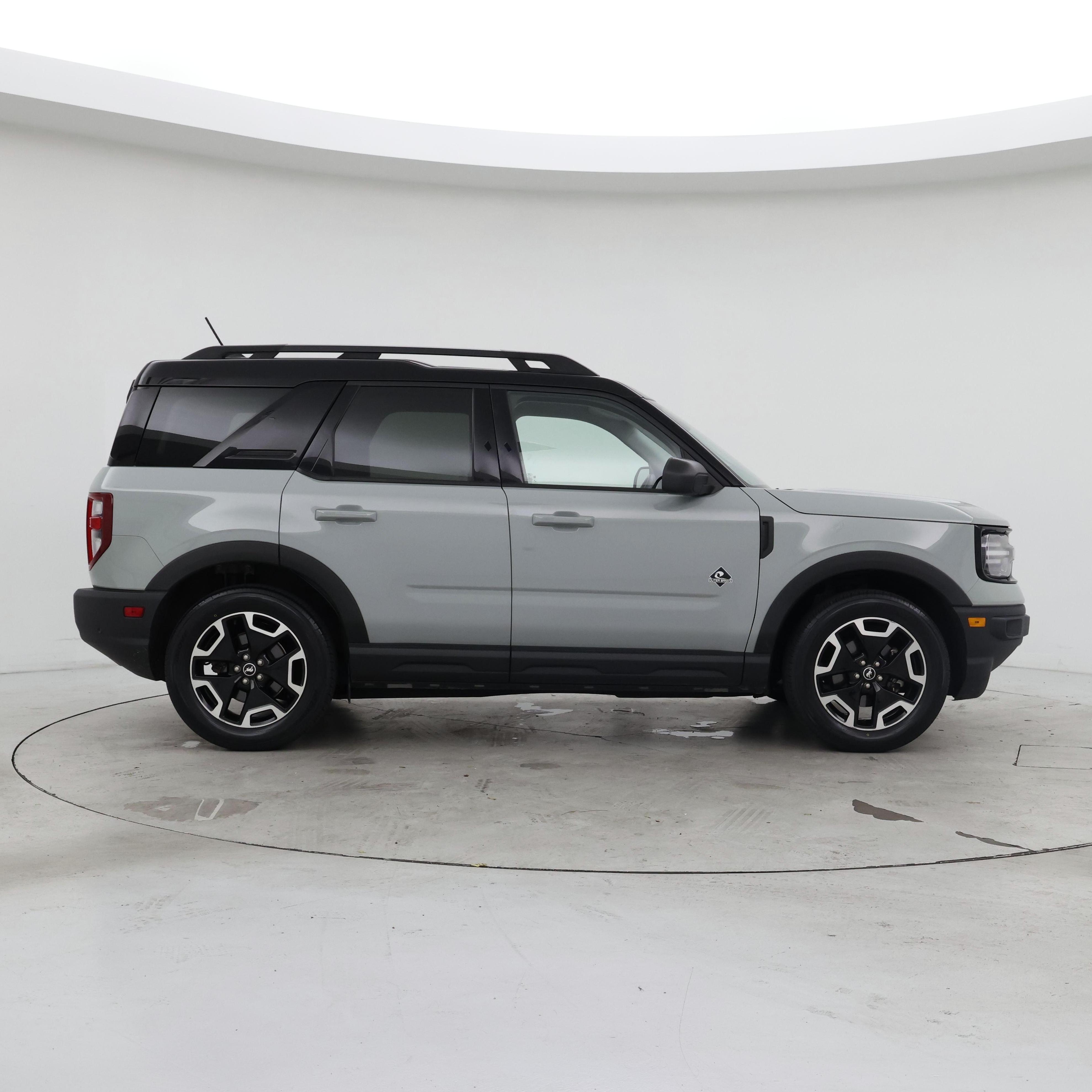 Thumbnail: 2022 Ford Bronco Sport - 7