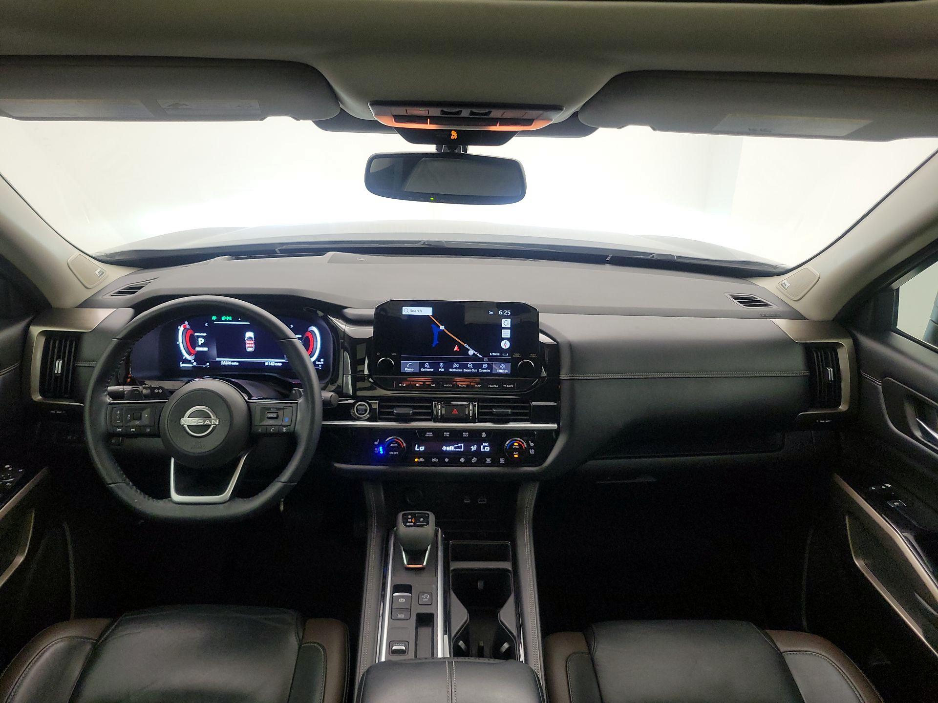 Thumbnail: 2022 Nissan Pathfinder - 9