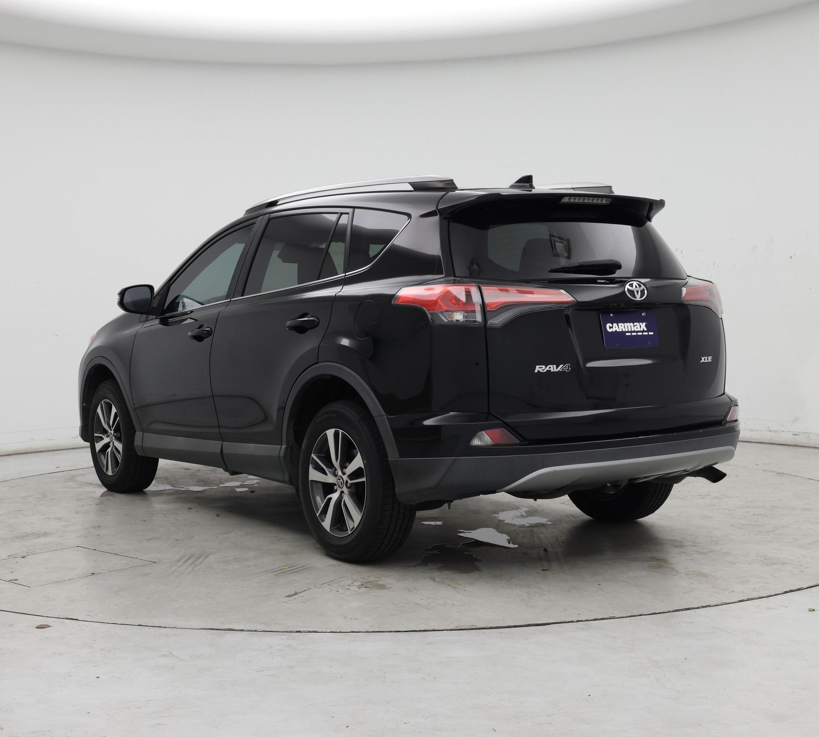 Thumbnail: 2017 Toyota RAV4 - 2