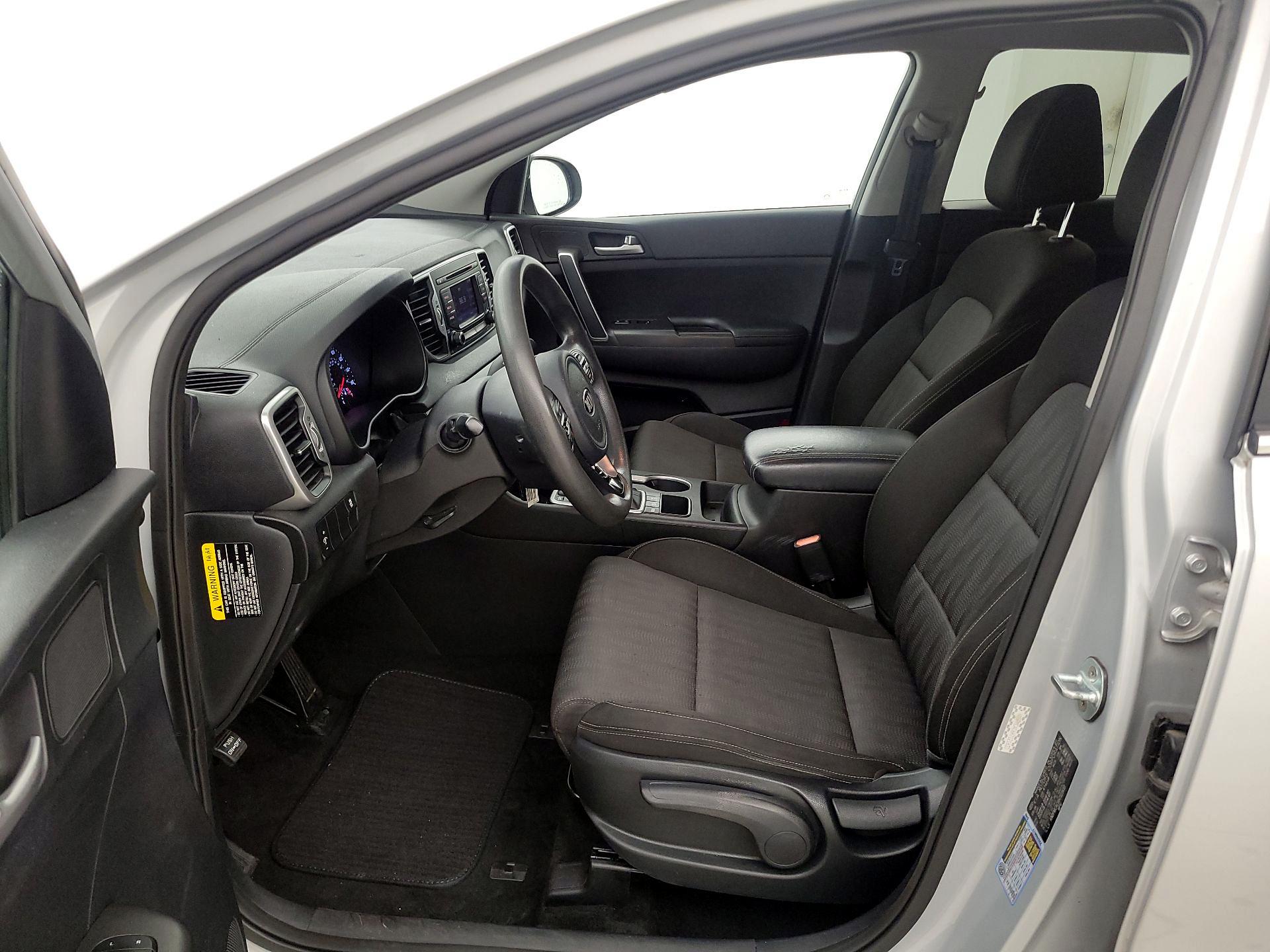 Thumbnail: 2017 Kia Sportage - 11