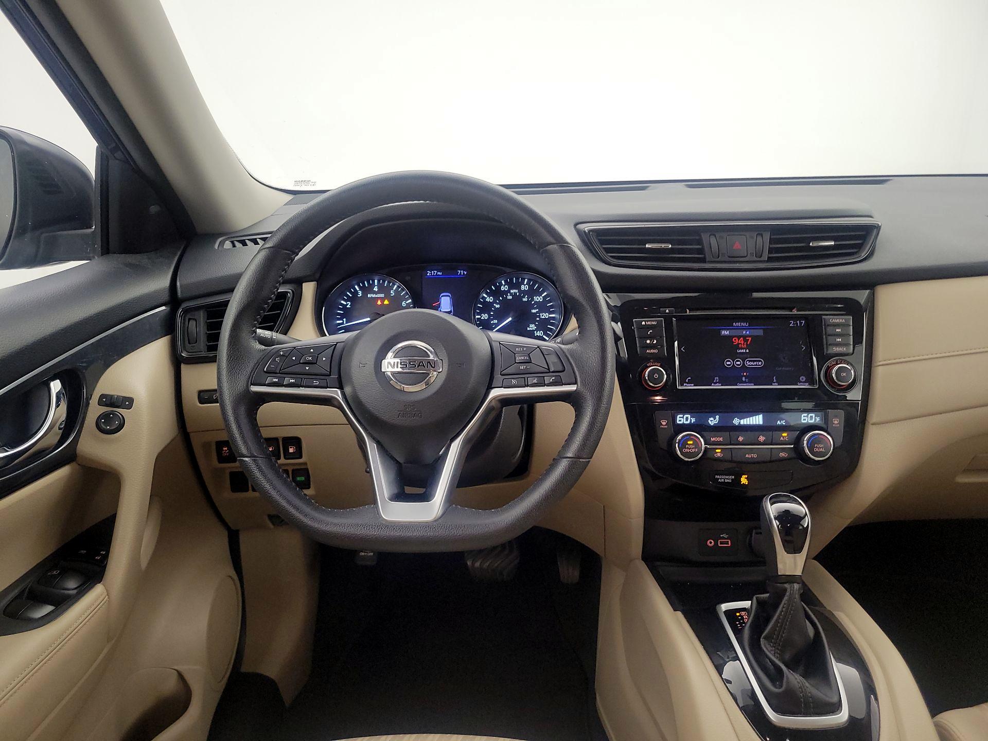 Thumbnail: 2019 Nissan Rogue - 10