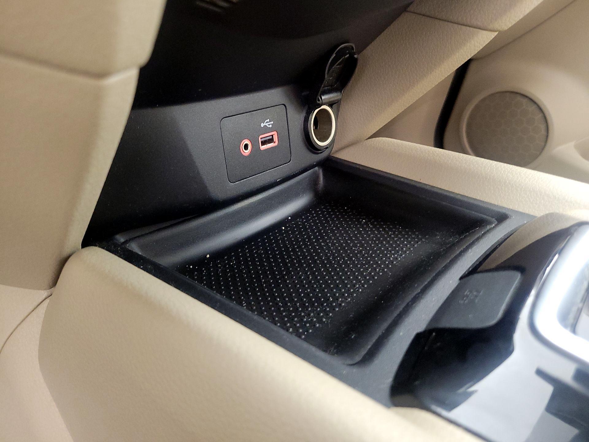 Thumbnail: 2019 Nissan Rogue - 18