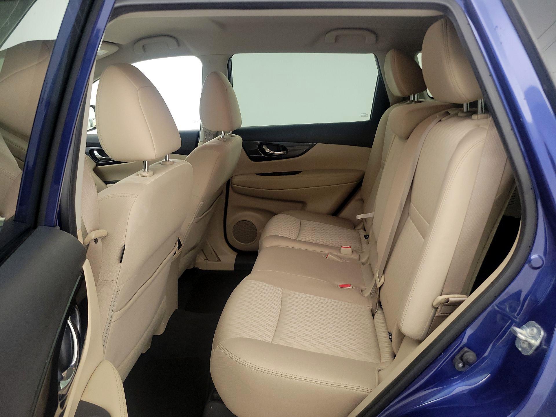 Thumbnail: 2019 Nissan Rogue - 19
