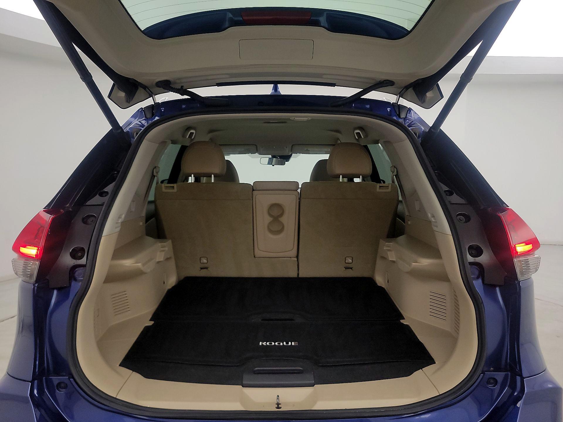 Thumbnail: 2019 Nissan Rogue - 20