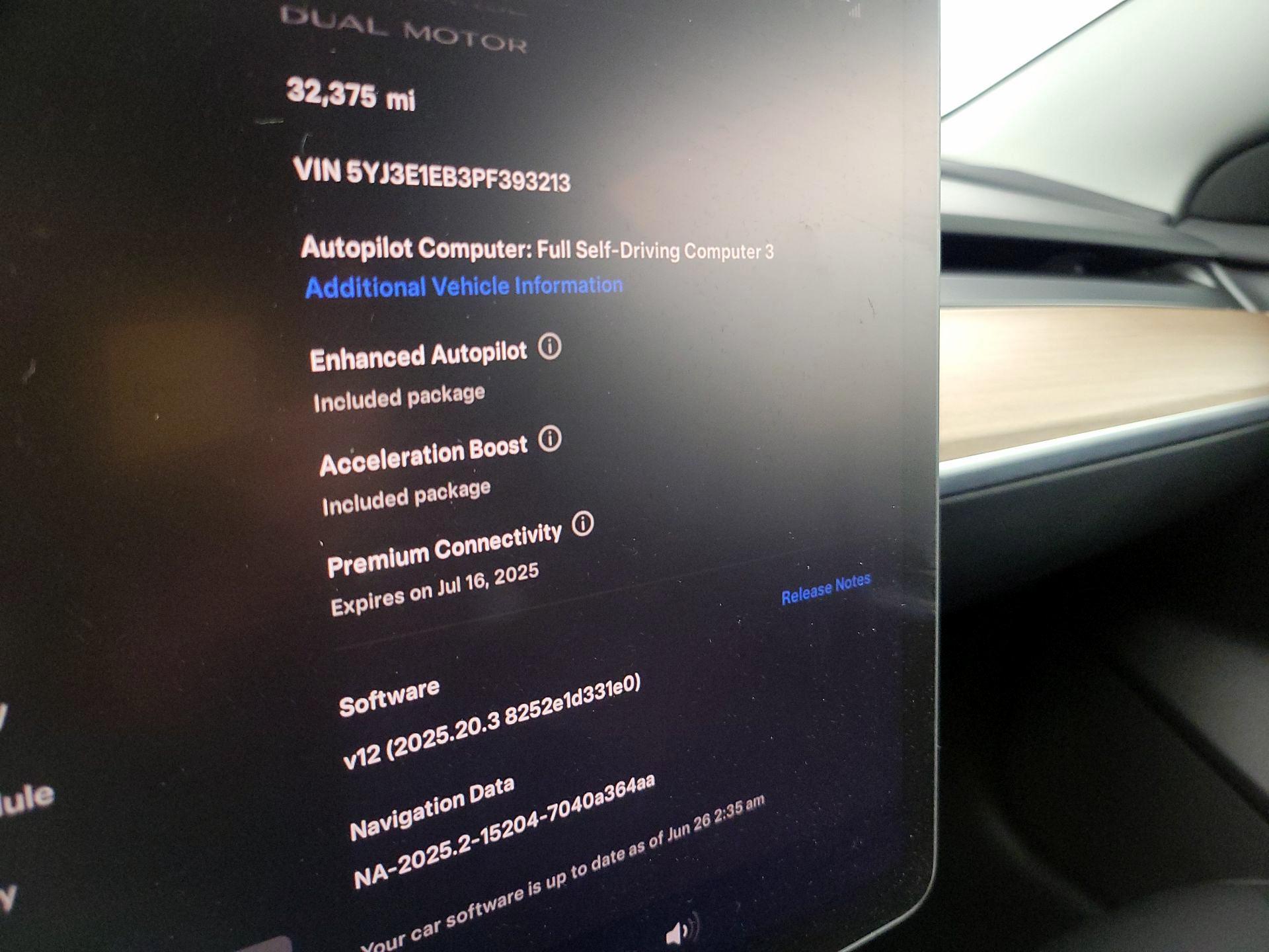 Thumbnail: 2023 Tesla Model 3 - 13