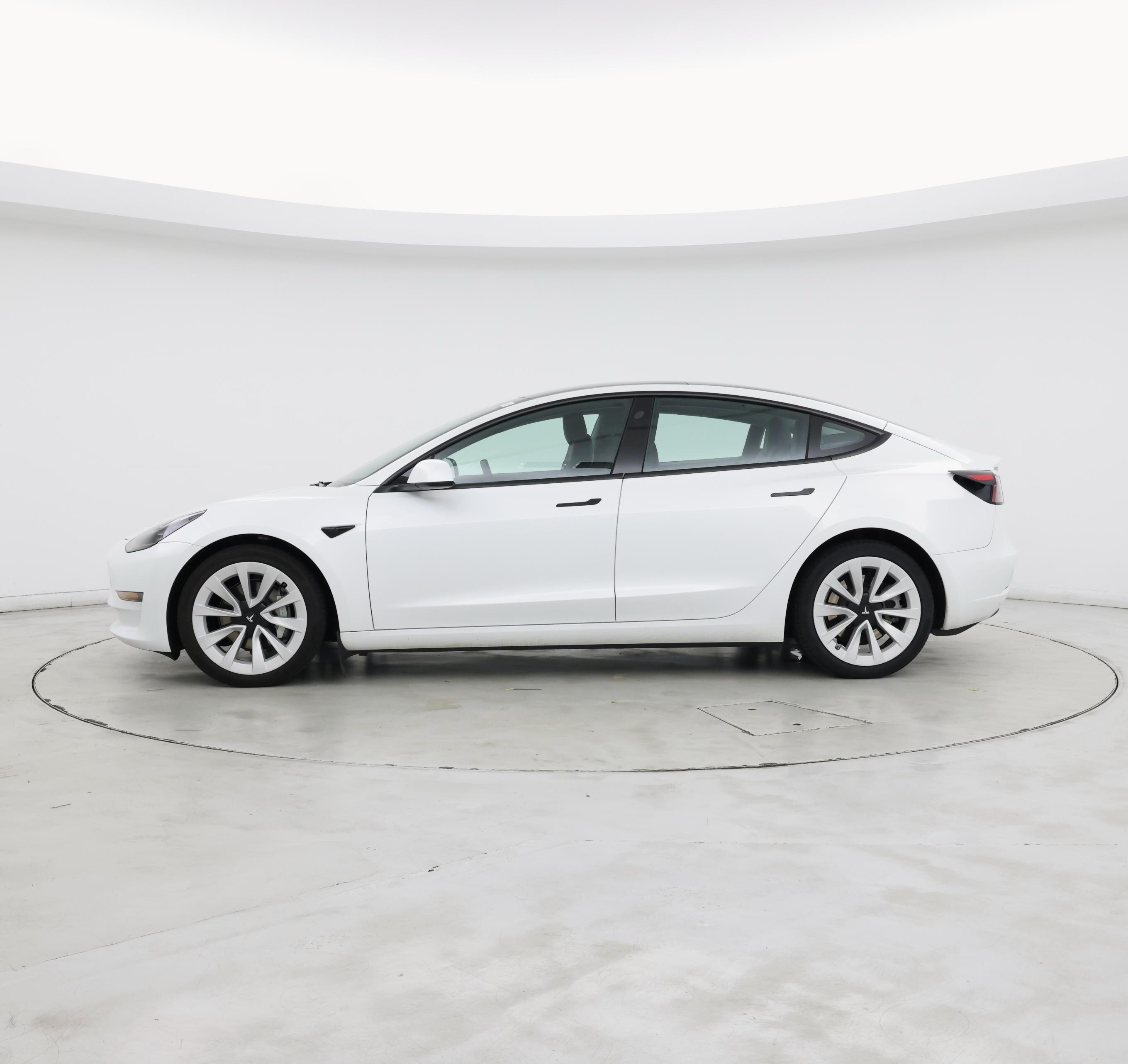 Thumbnail: 2023 Tesla Model 3 - 3