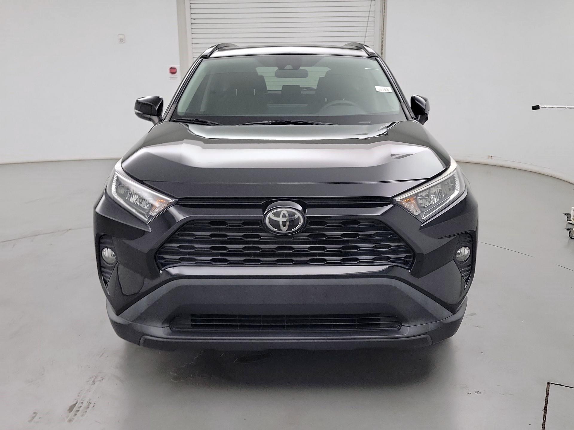 Thumbnail: 2019 Toyota RAV4 - 2