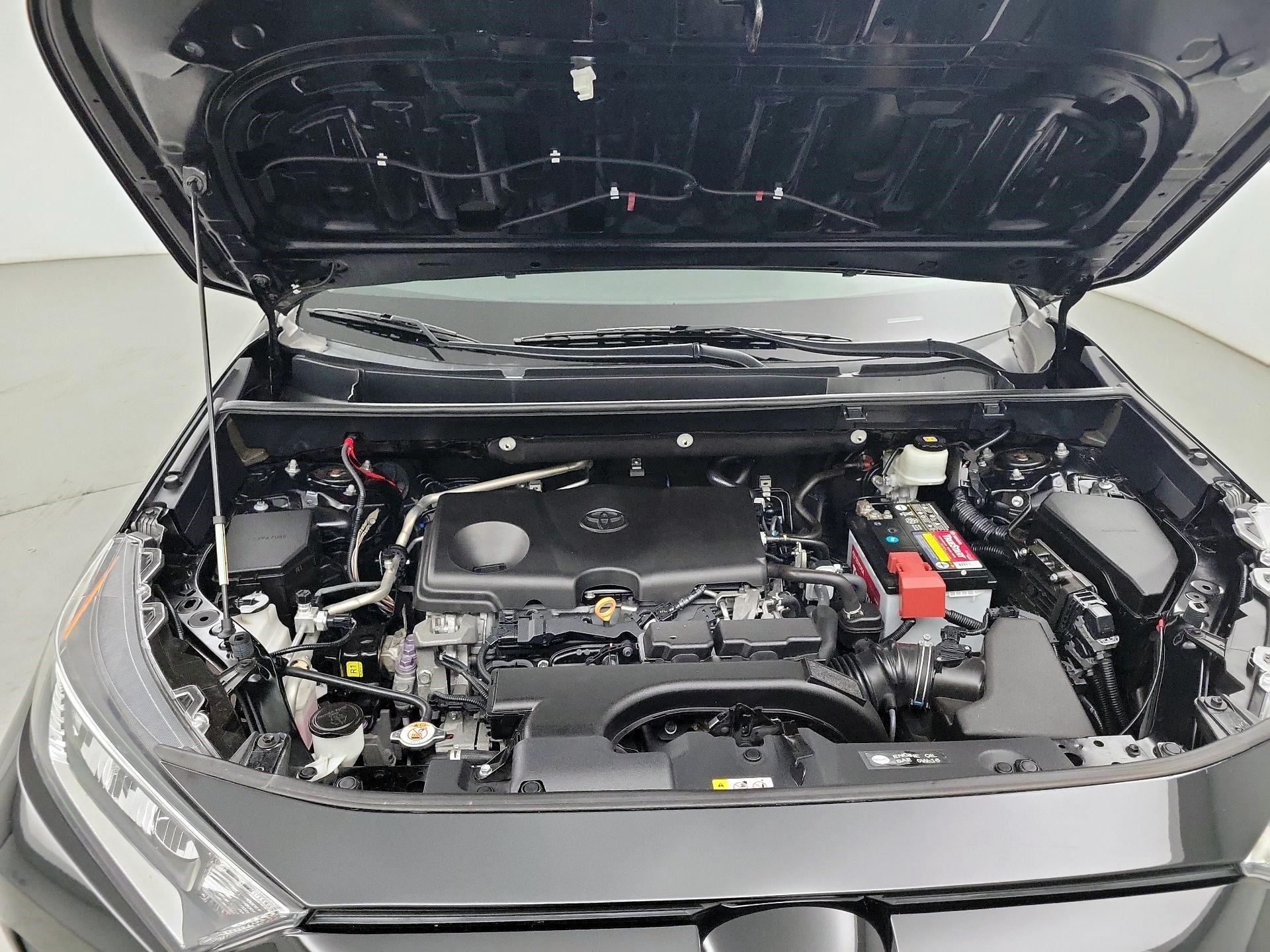 Thumbnail: 2019 Toyota RAV4 - 20