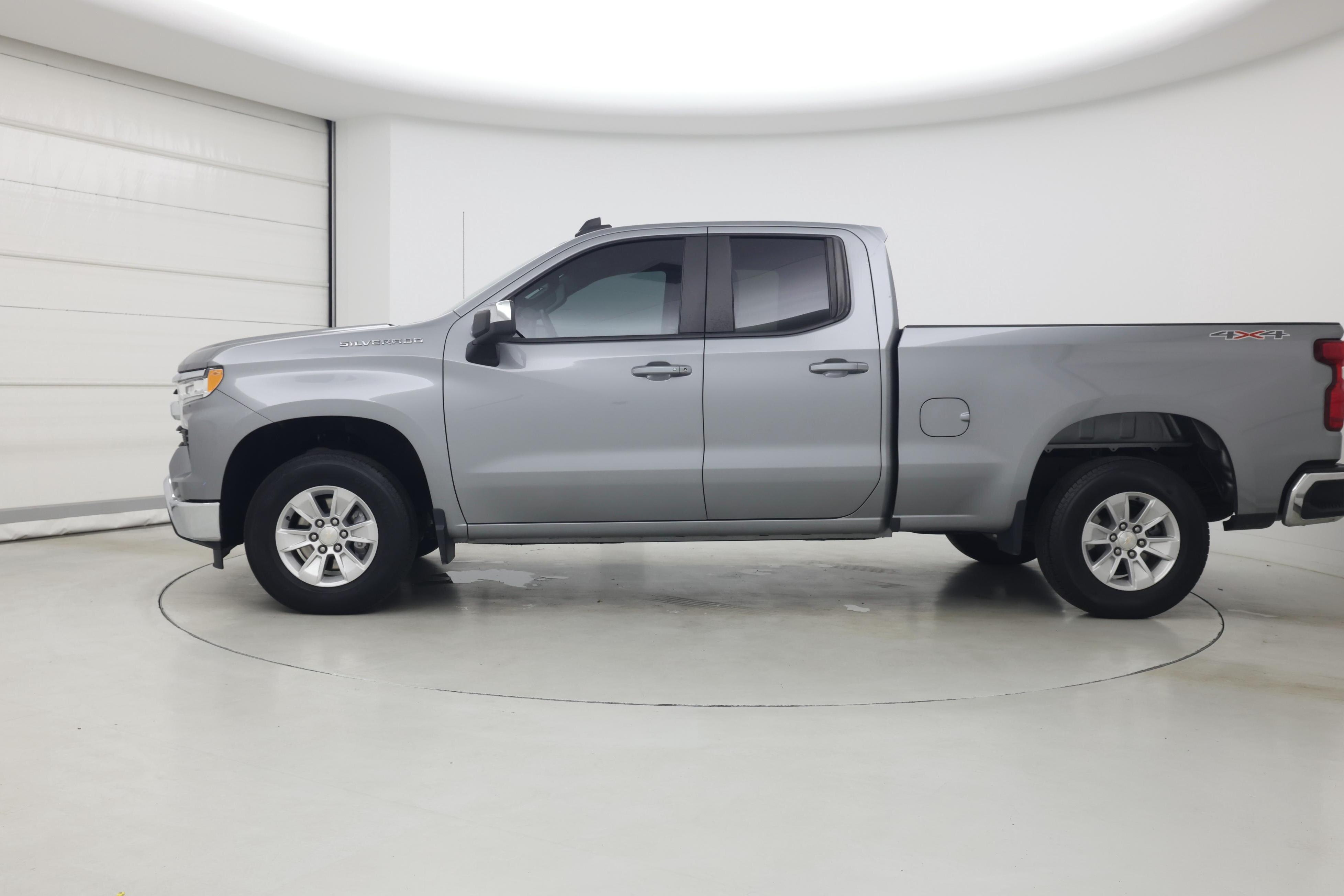 Thumbnail: 2023 Chevrolet Silverado 1500 - 3