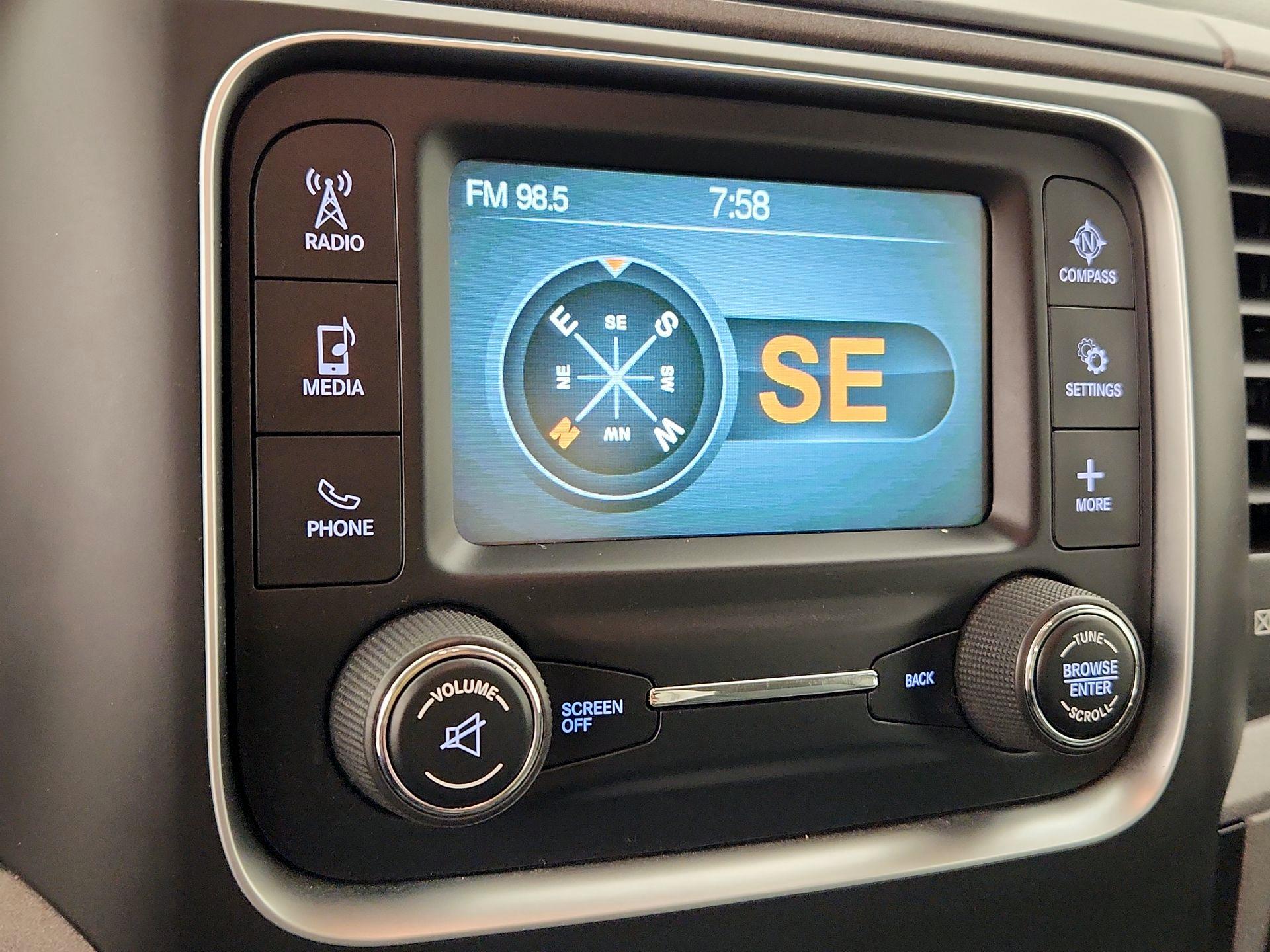 Thumbnail: 2019 RAM 1500 Classic - 14