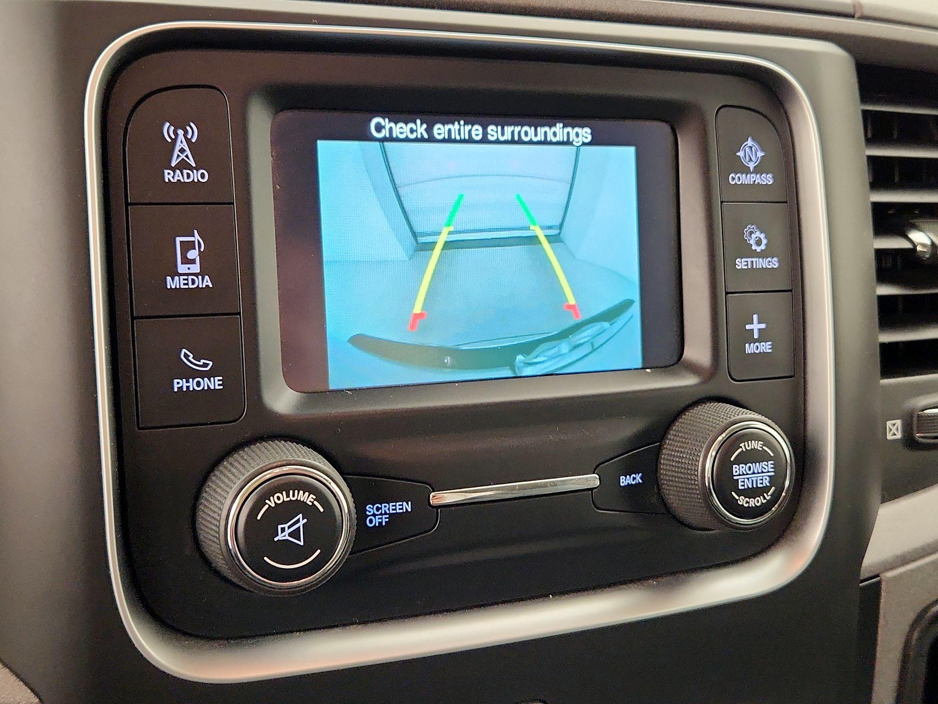 Thumbnail: 2019 RAM 1500 Classic - 15