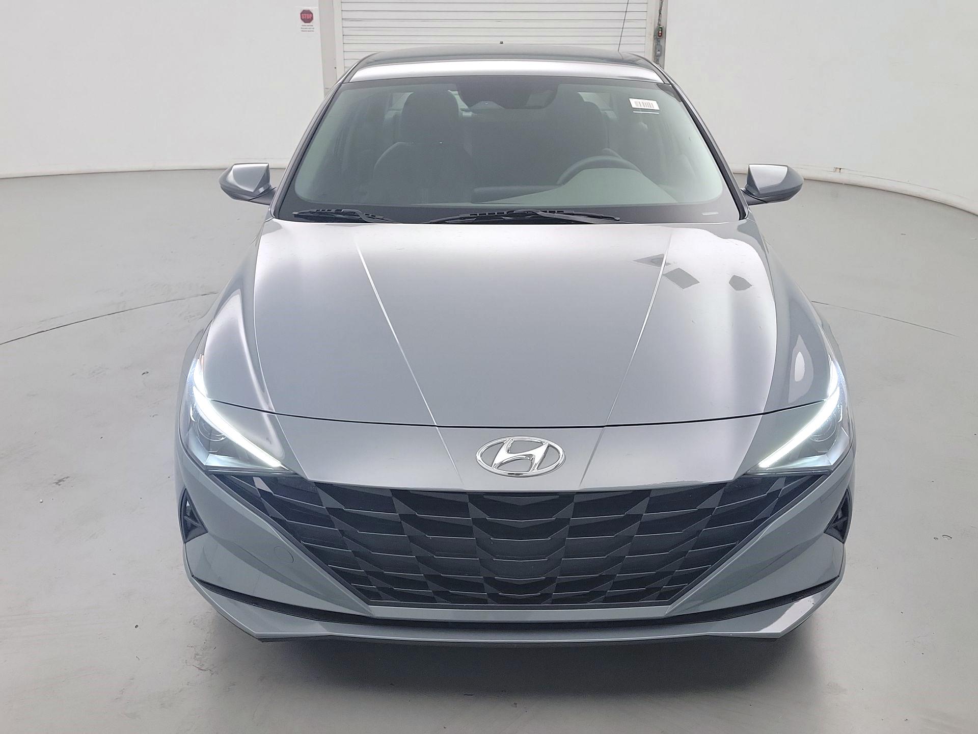 Thumbnail: 2021 Hyundai Elantra - 2