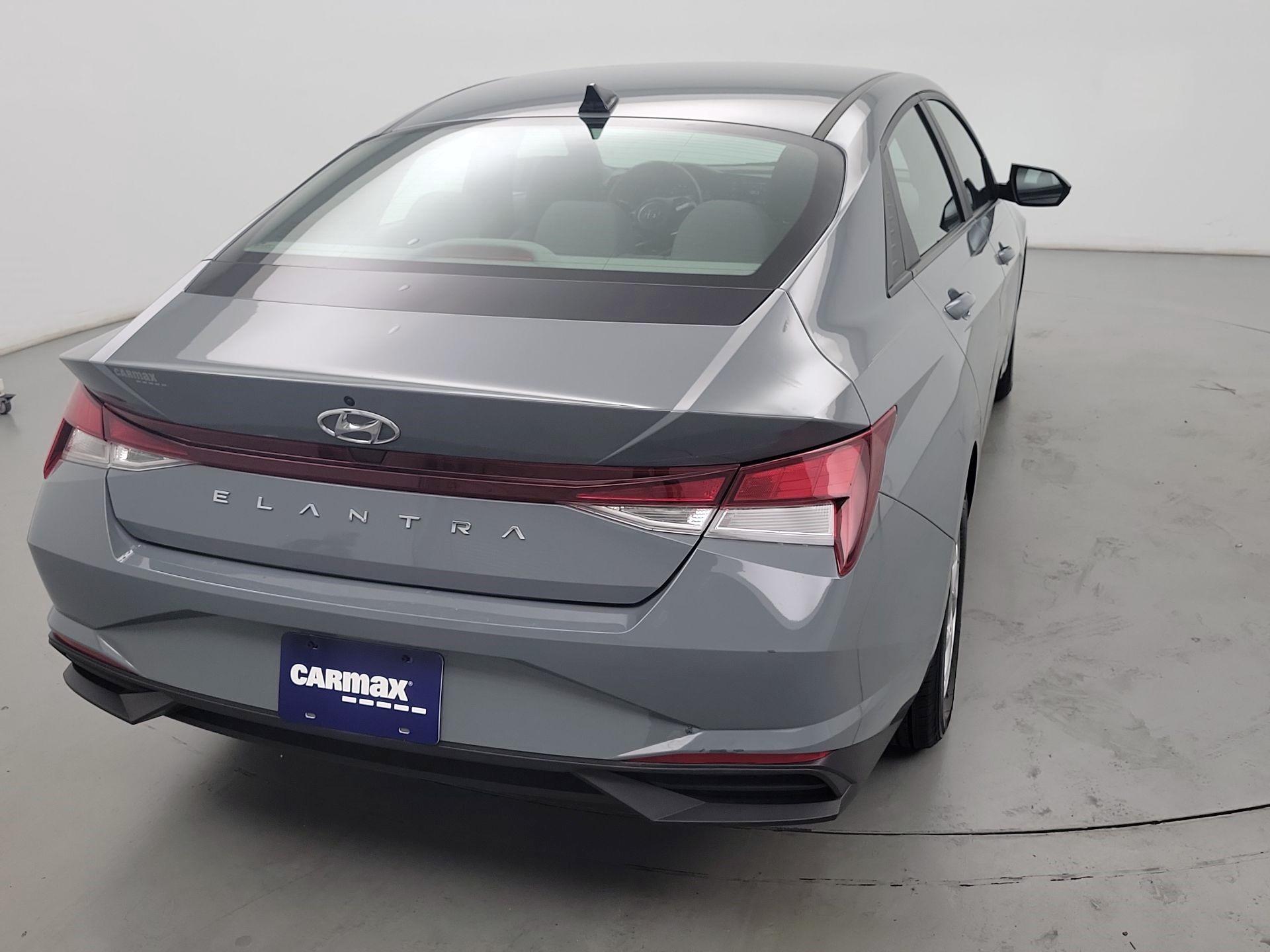 Thumbnail: 2021 Hyundai Elantra - 5