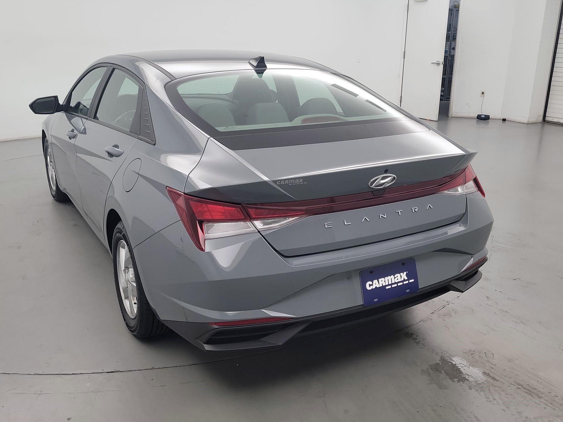 Thumbnail: 2021 Hyundai Elantra - 7
