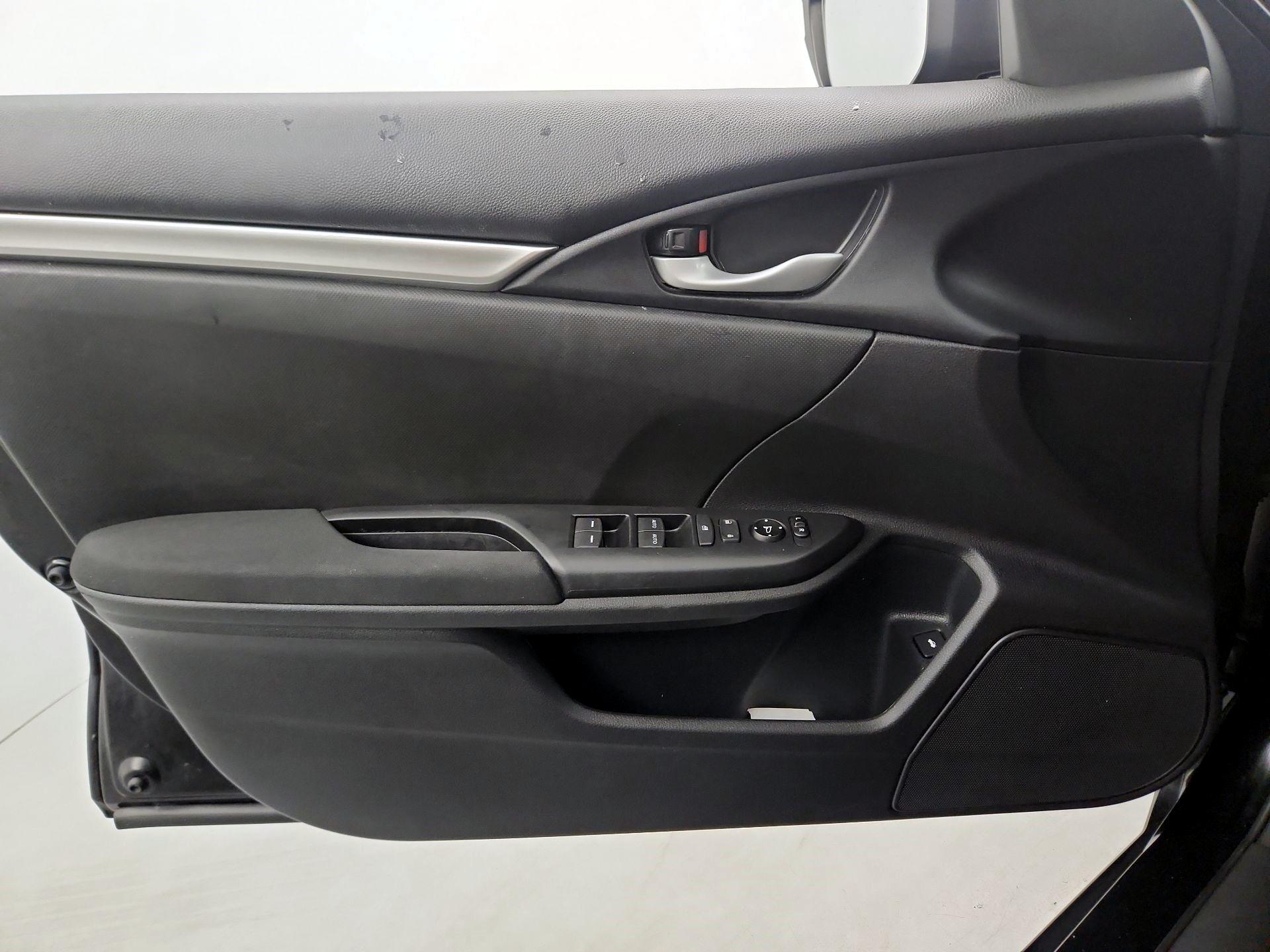 Thumbnail: 2020 Honda Civic - 10