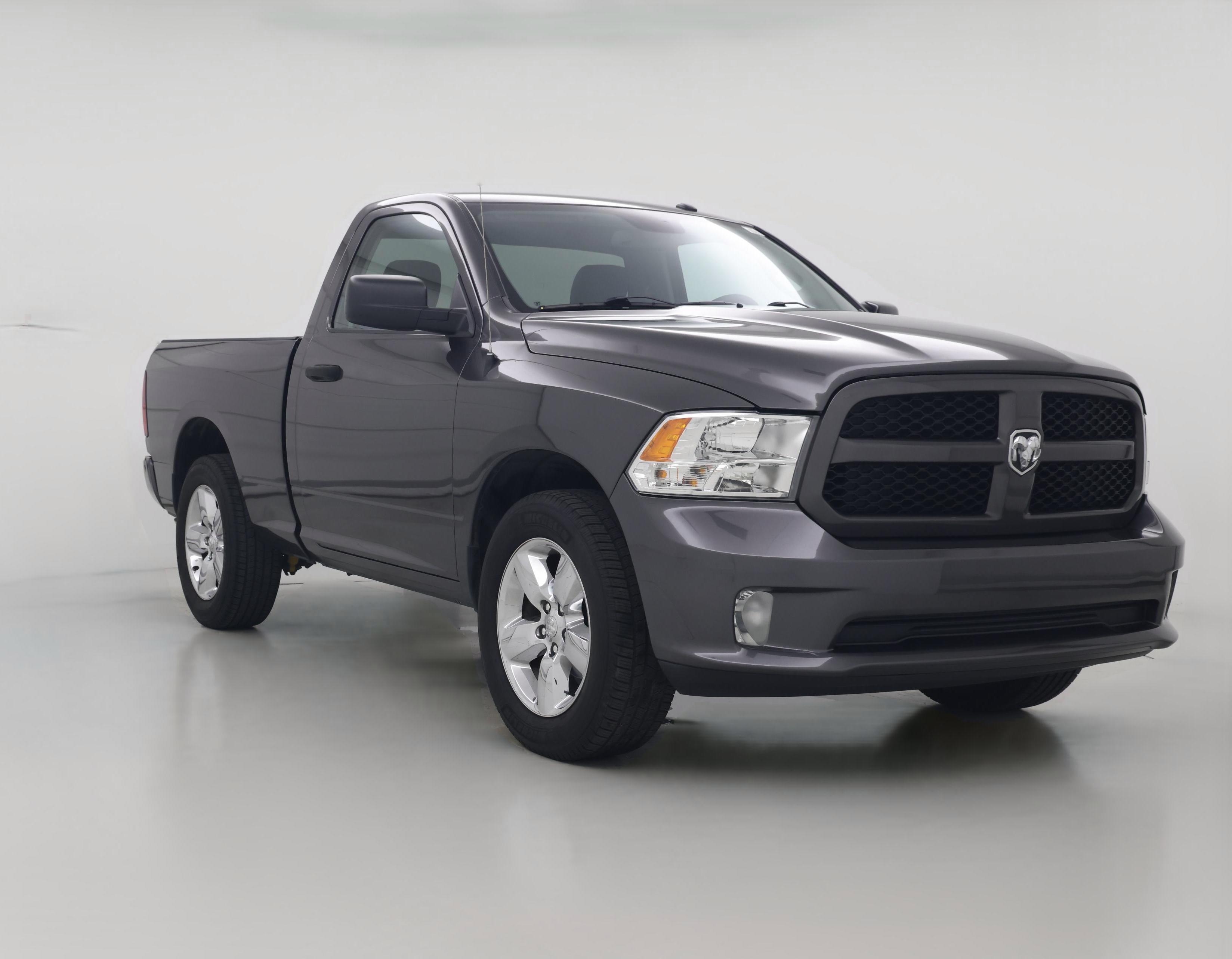 Thumbnail: 2019 RAM 1500 Classic - 1