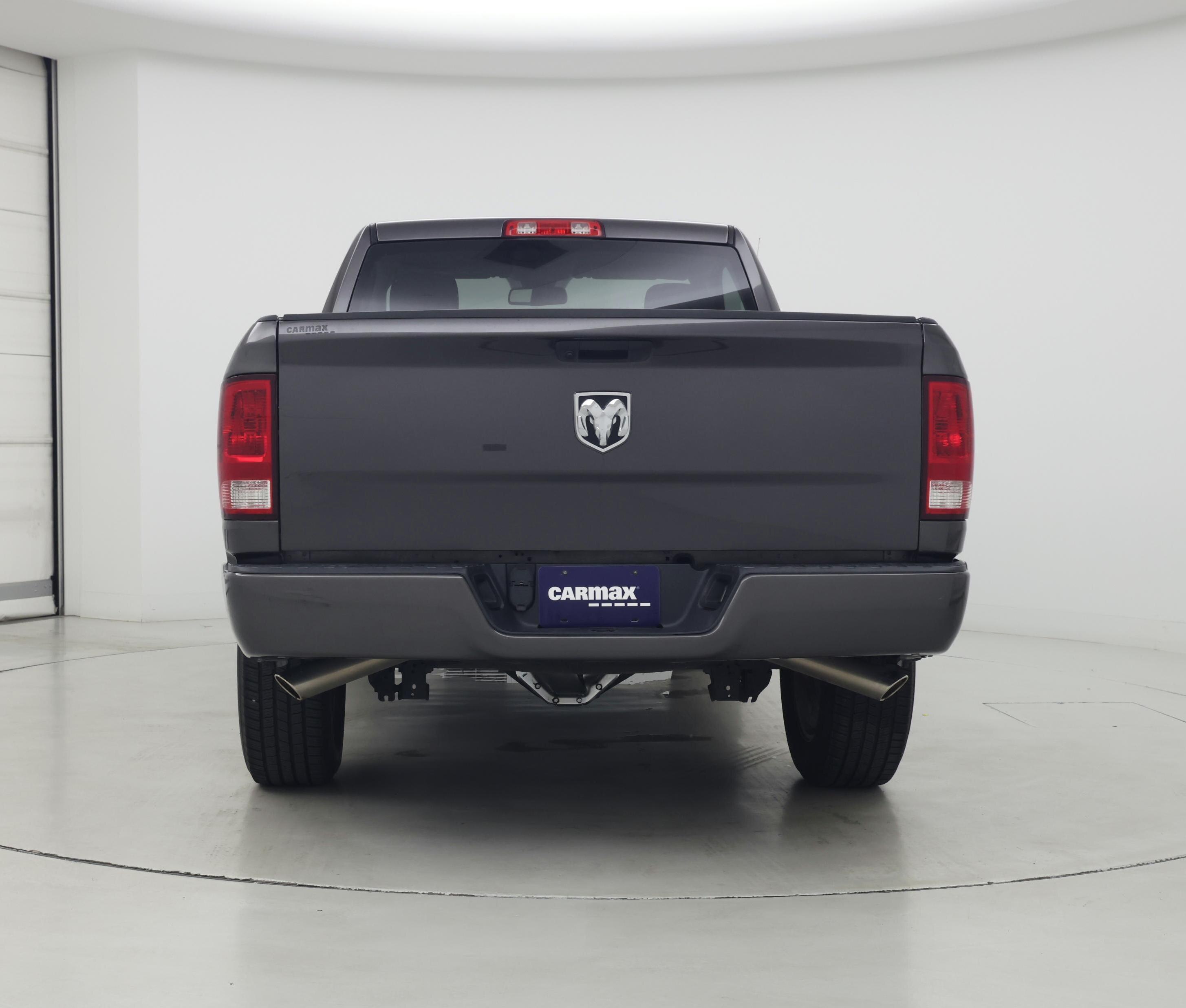 Thumbnail: 2019 RAM 1500 Classic - 6
