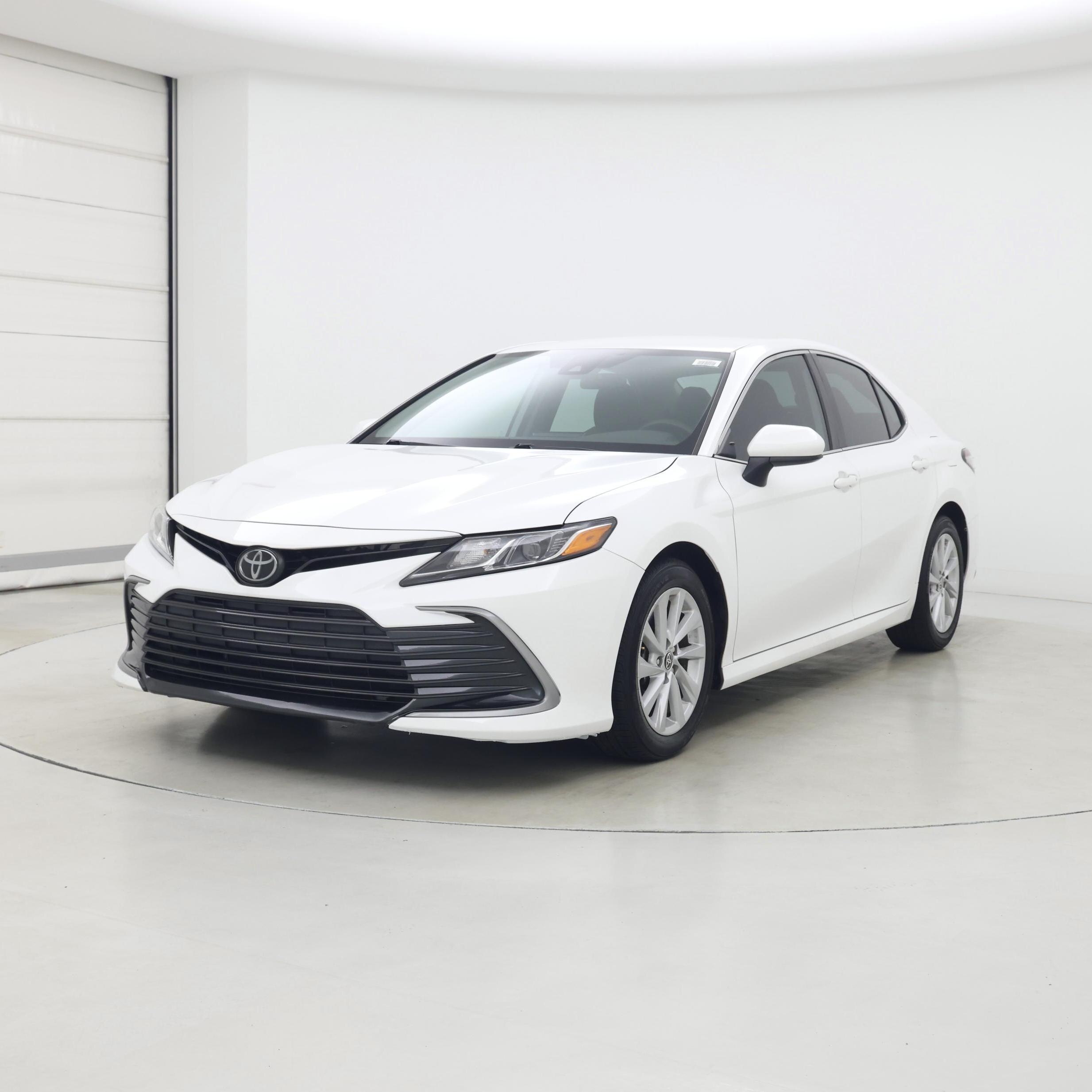 Thumbnail: 2021 Toyota Camry - 4