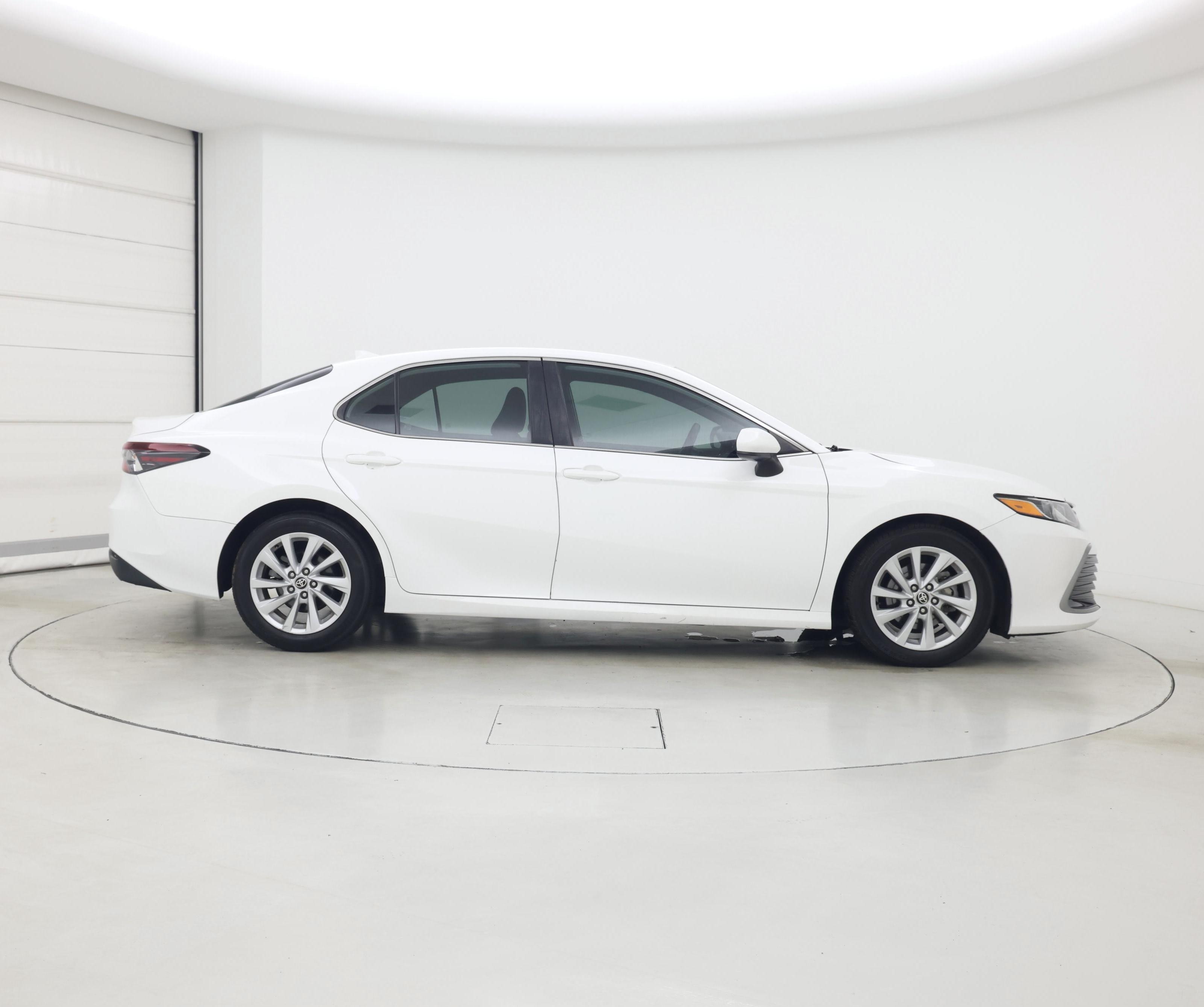 Thumbnail: 2021 Toyota Camry - 7
