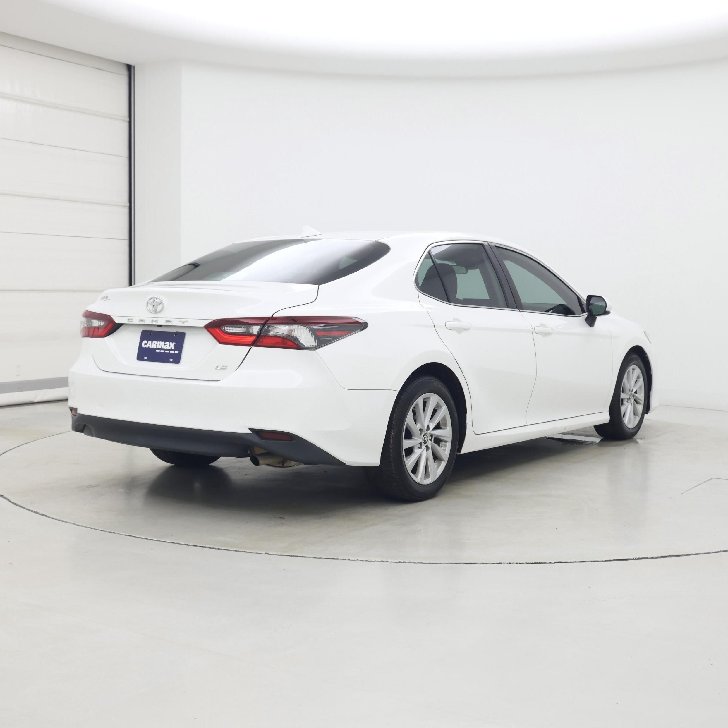 Thumbnail: 2021 Toyota Camry - 8