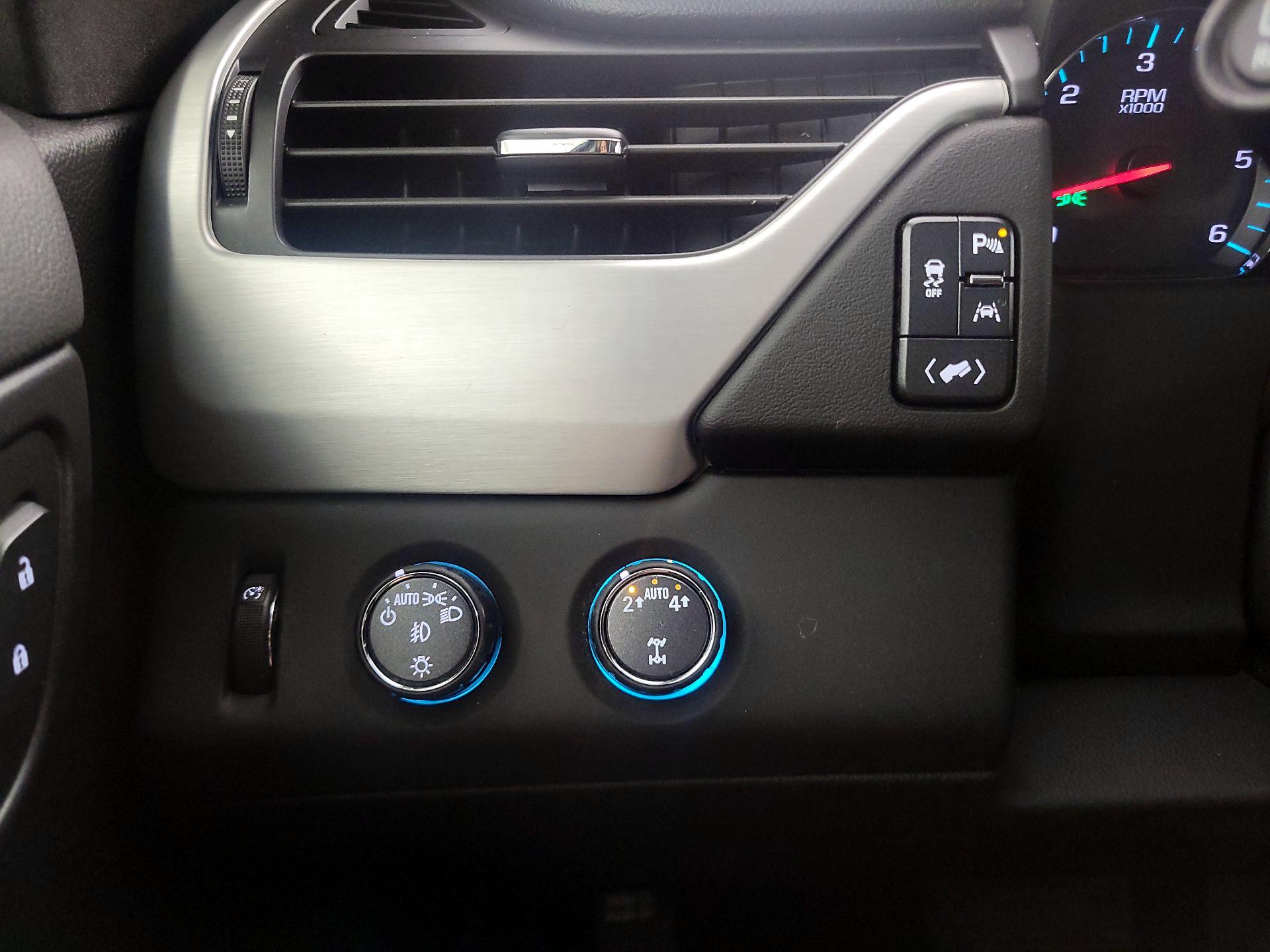 Thumbnail: 2019 GMC Yukon - 13