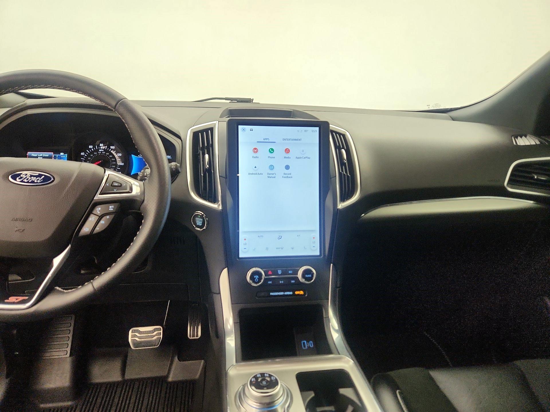 Thumbnail: 2023 Ford Edge - 9