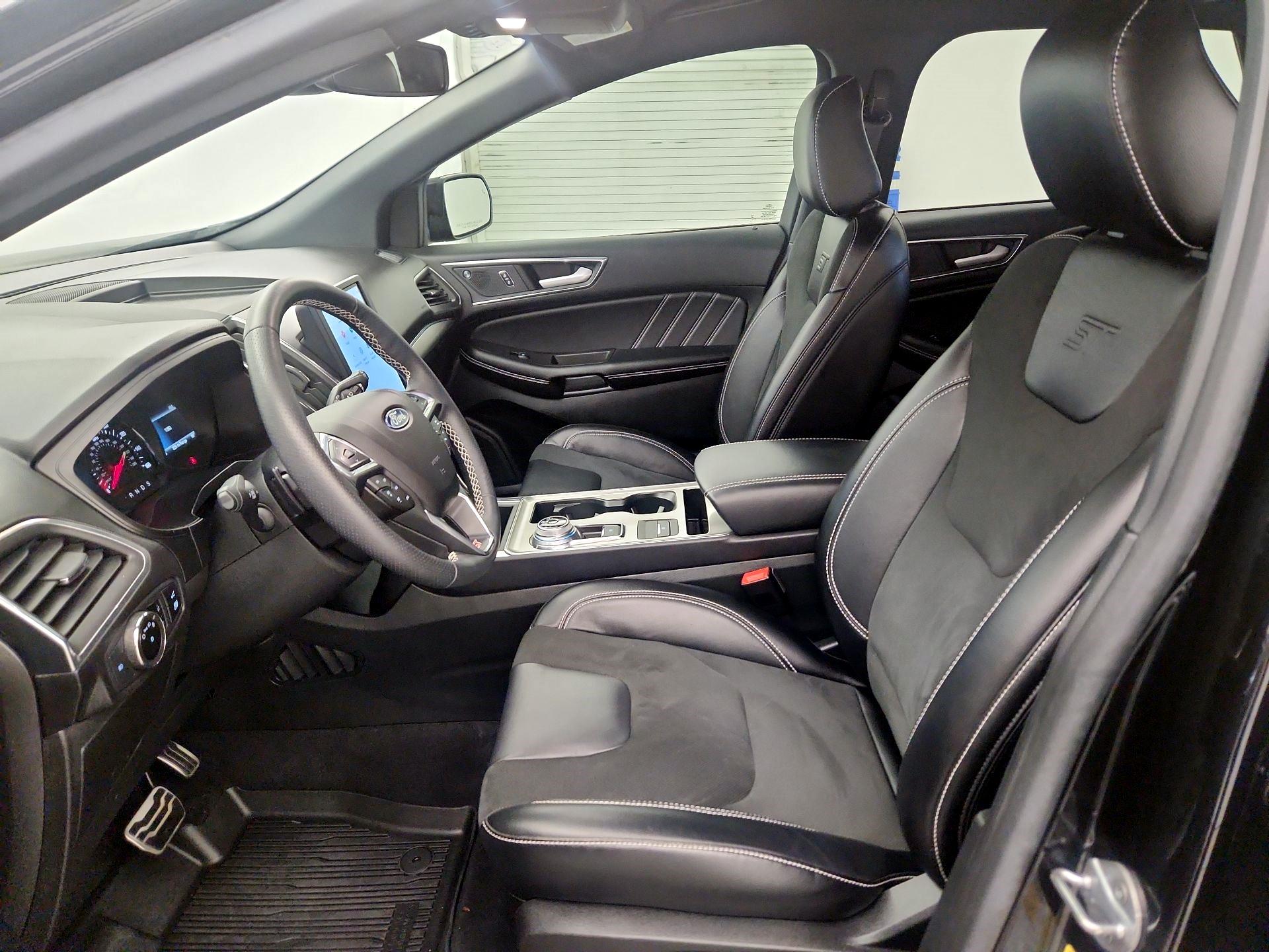 Thumbnail: 2023 Ford Edge - 11