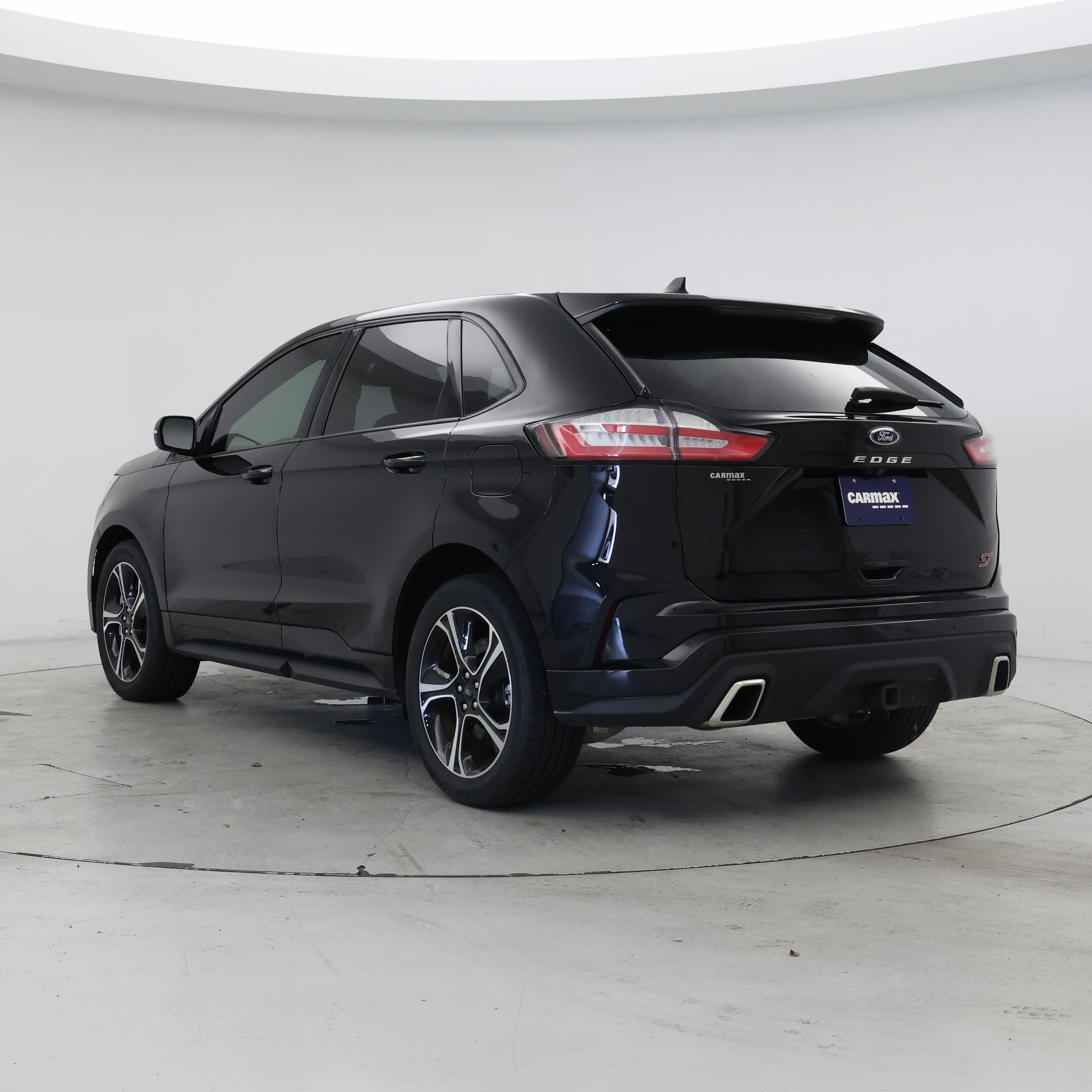 Thumbnail: 2023 Ford Edge - 2