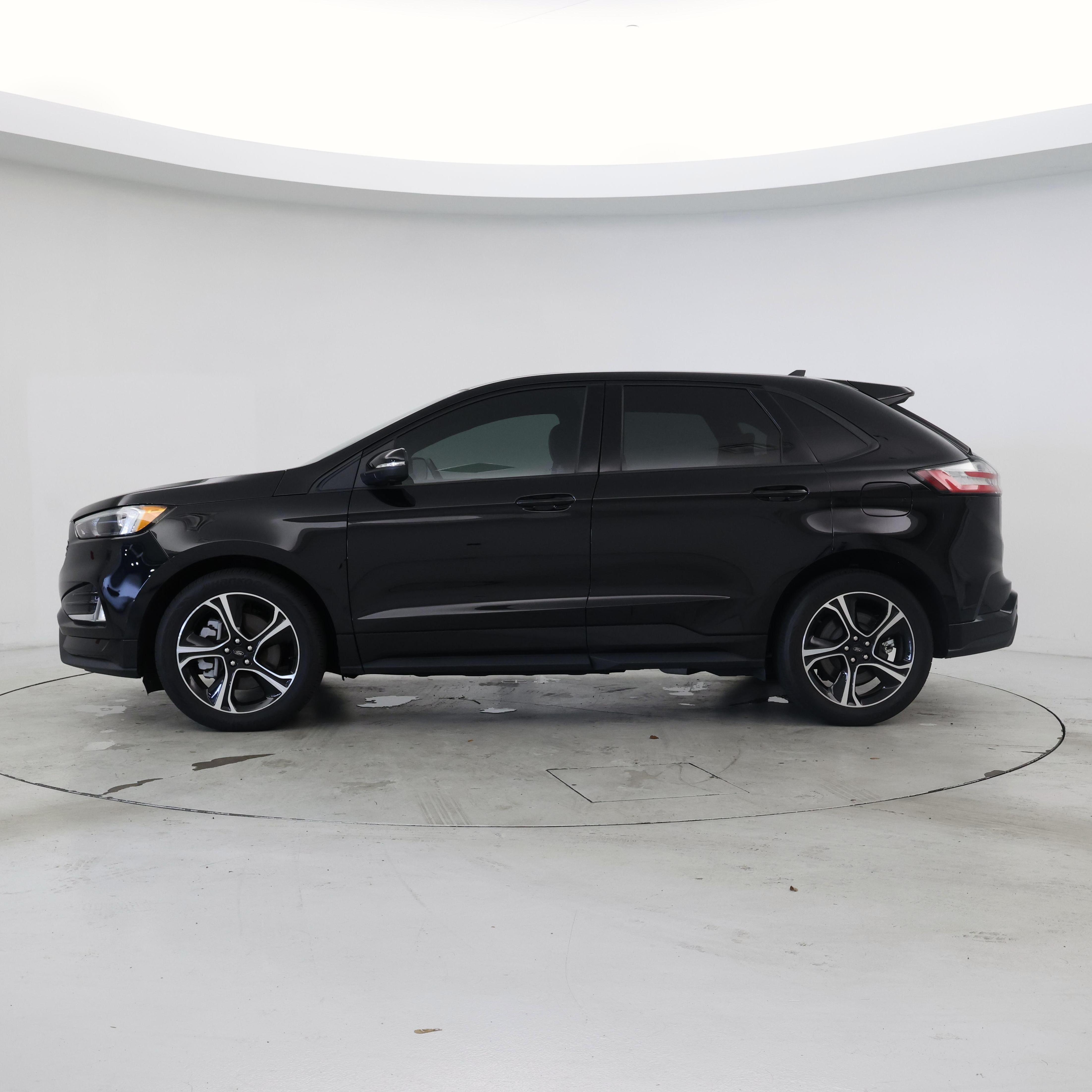 Thumbnail: 2023 Ford Edge - 3