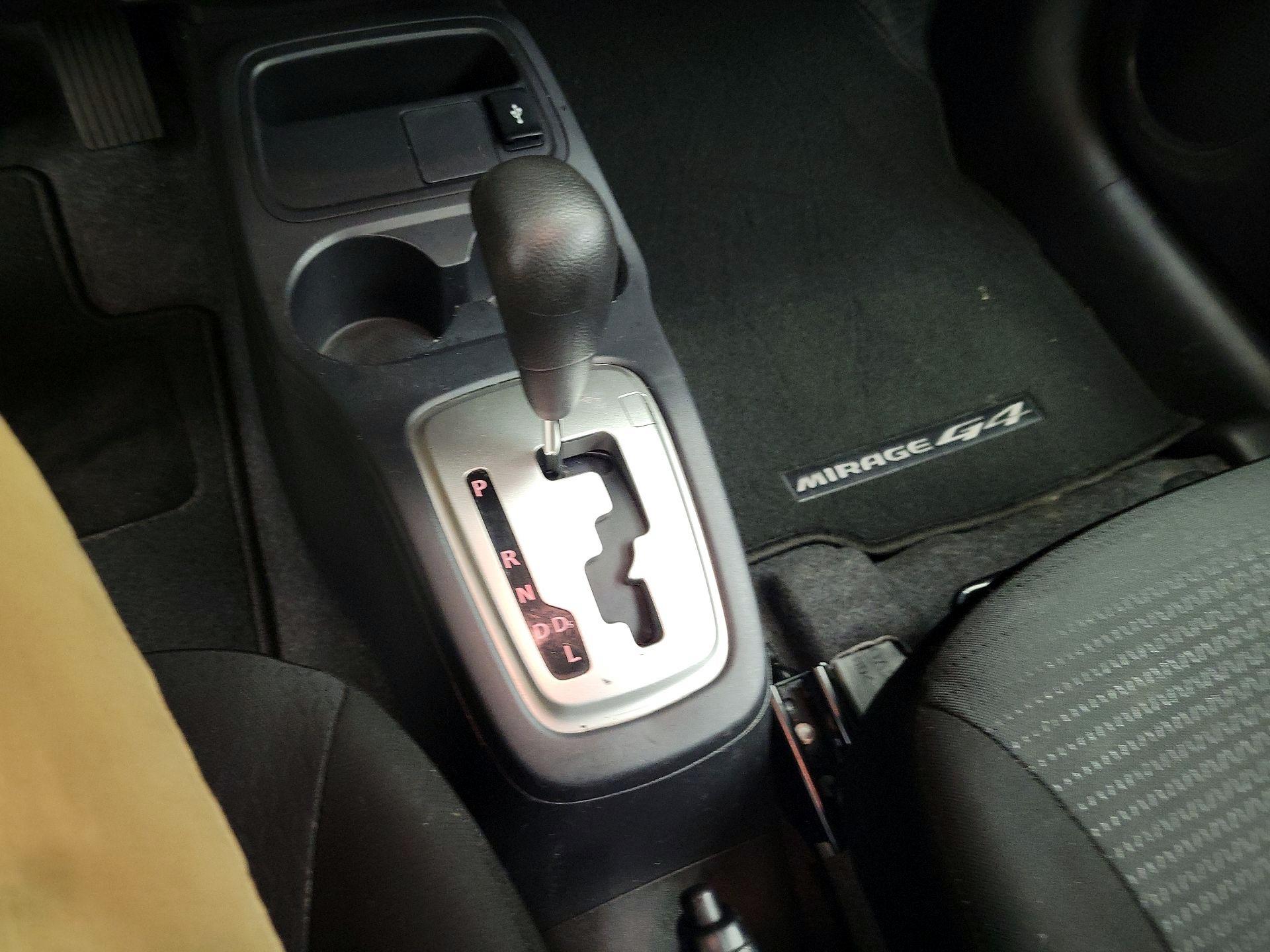 Thumbnail: 2022 Mitsubishi Mirage G4 - 17