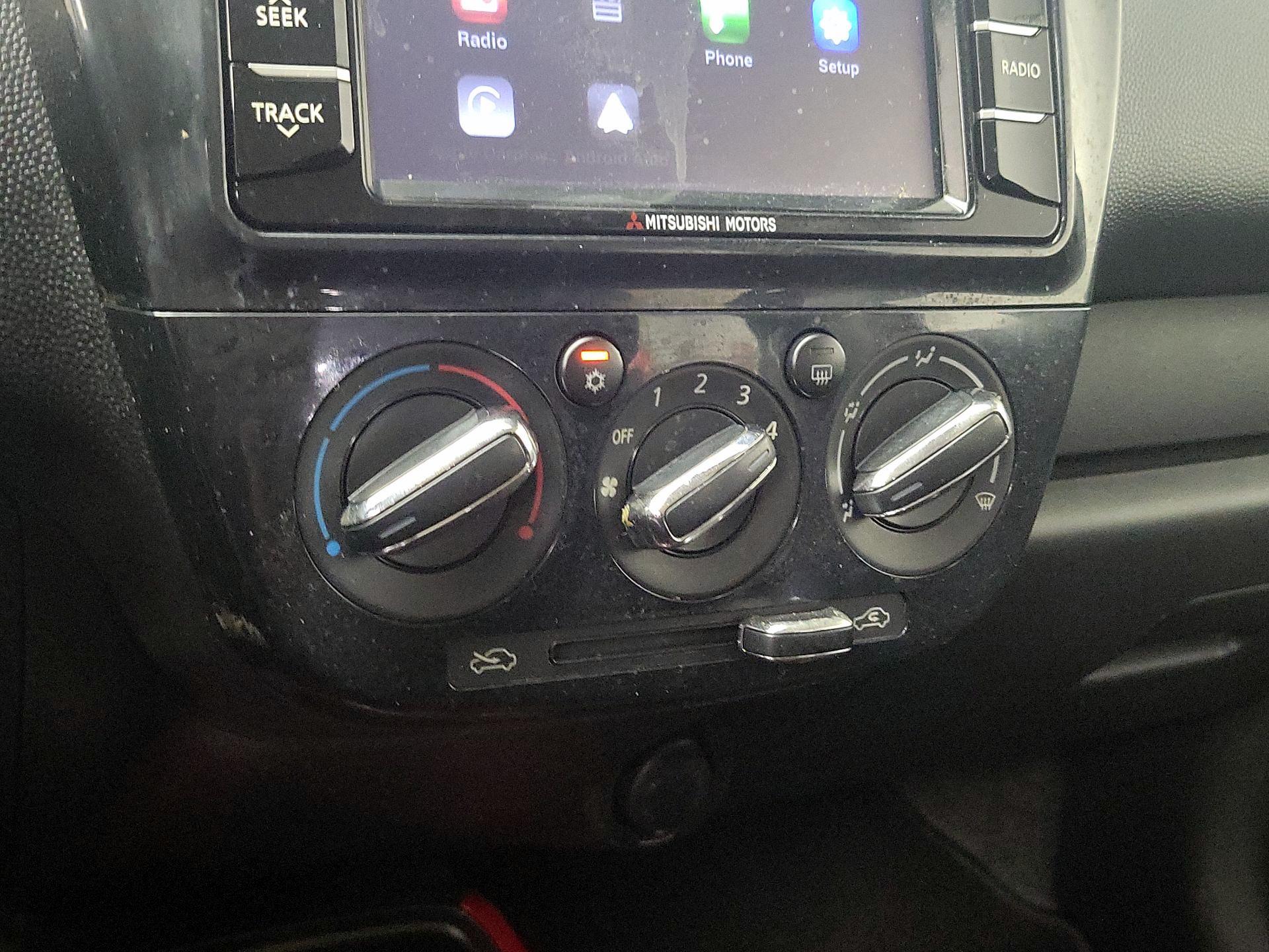 Thumbnail: 2019 Mitsubishi Mirage - 16