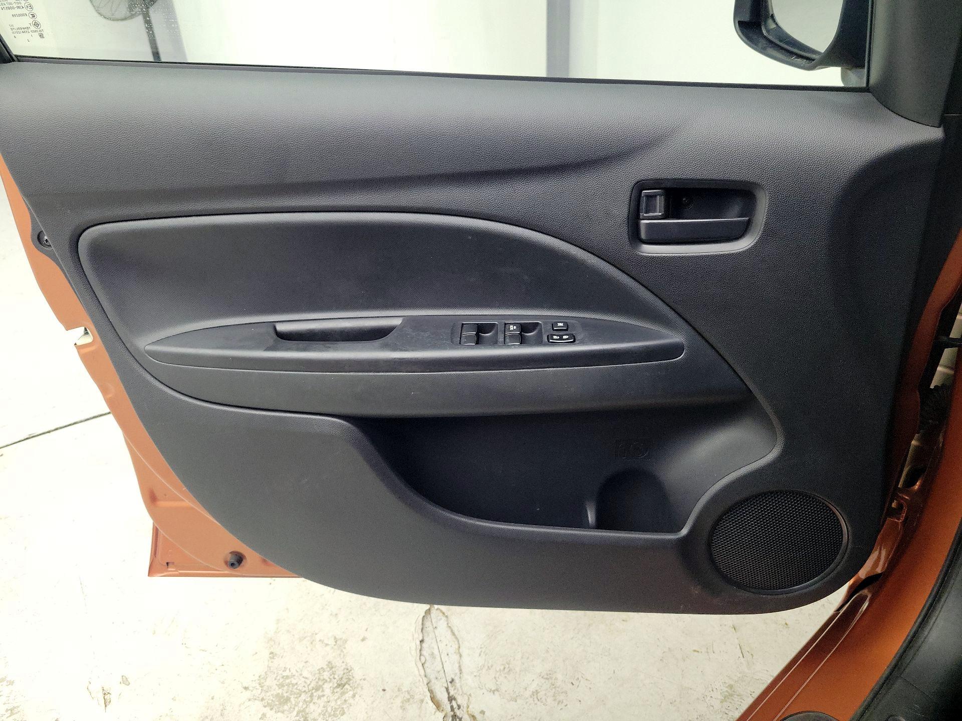Thumbnail: 2019 Mitsubishi Mirage - 12