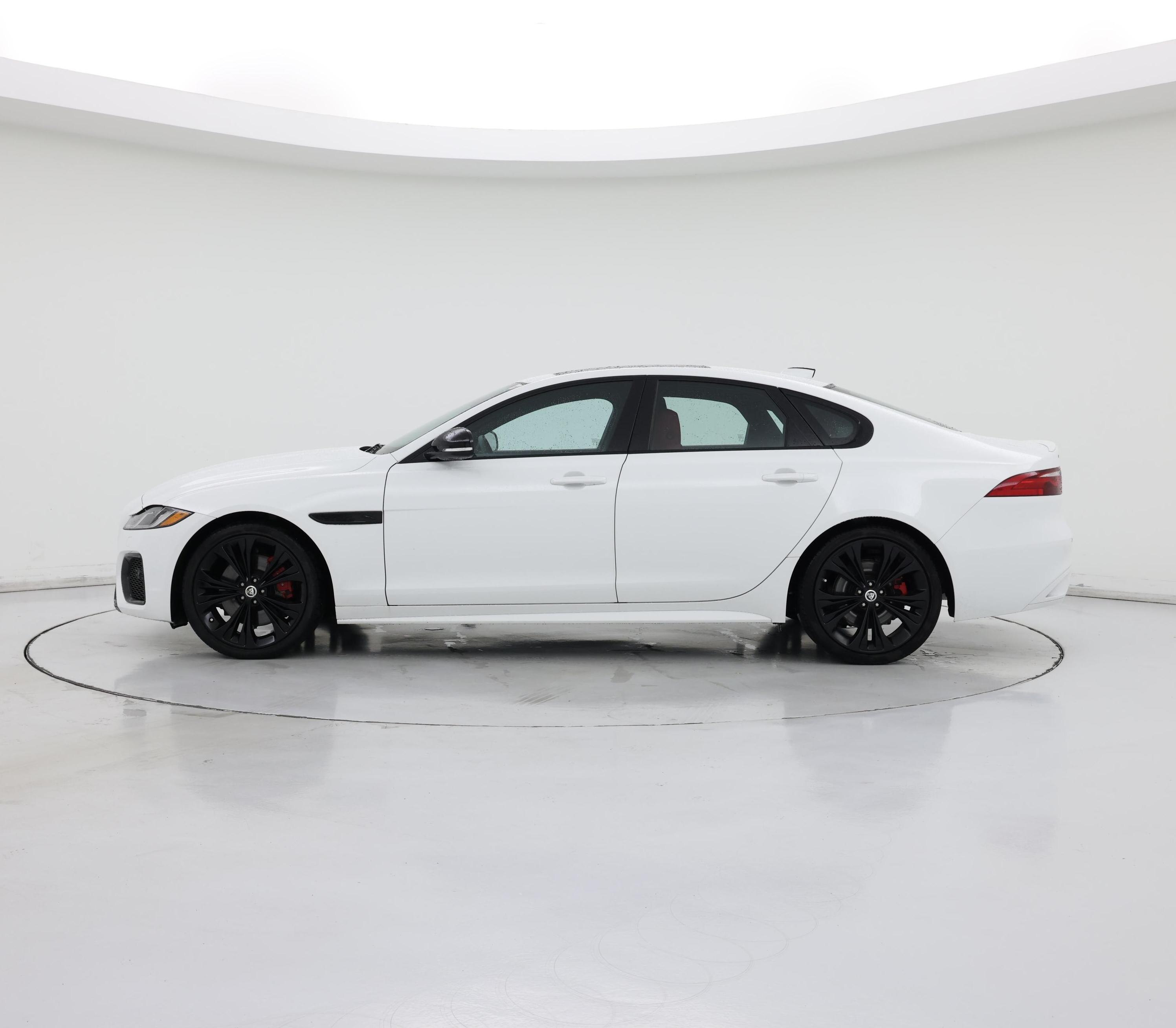 Thumbnail: 2024 Jaguar XF - 3