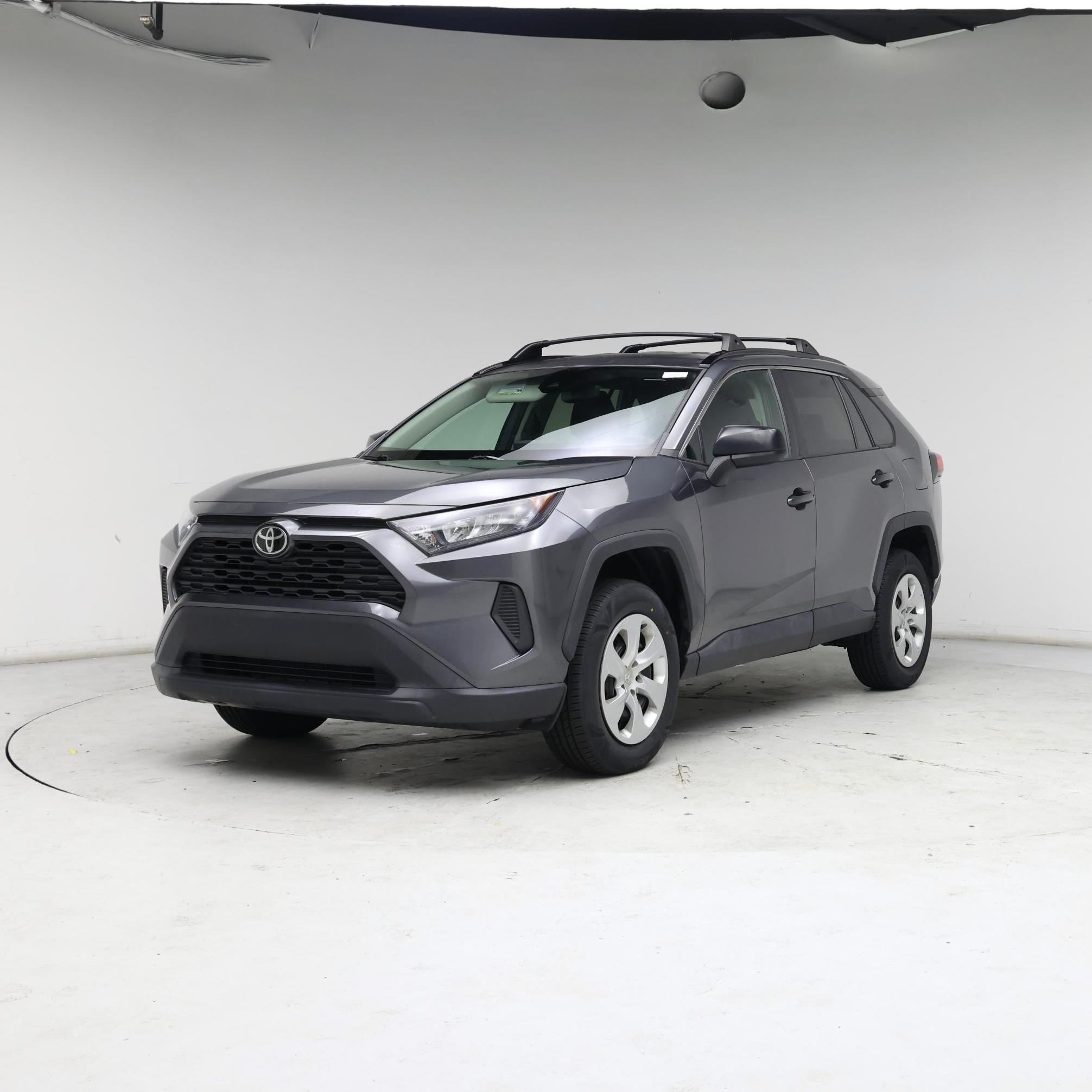 Thumbnail: 2021 Toyota RAV4 - 4
