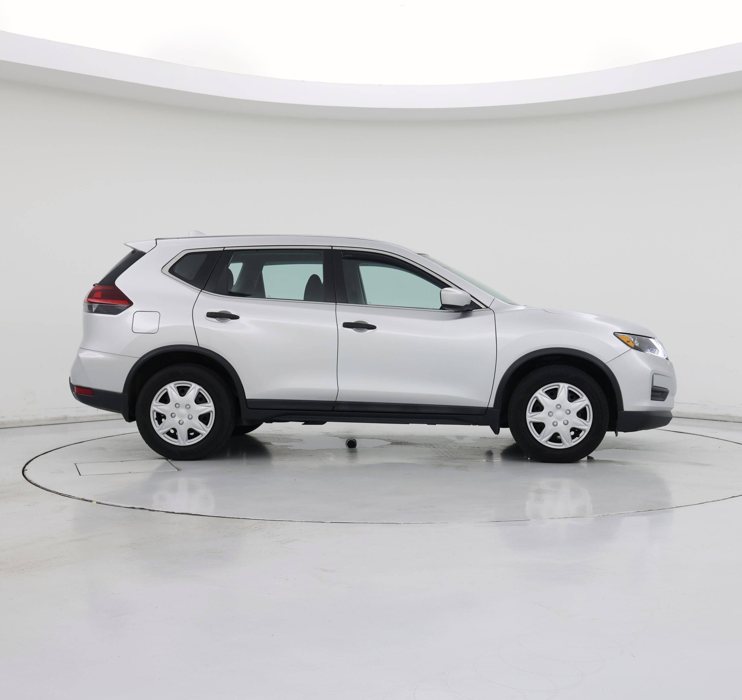Thumbnail: 2018 Nissan Rogue - 7
