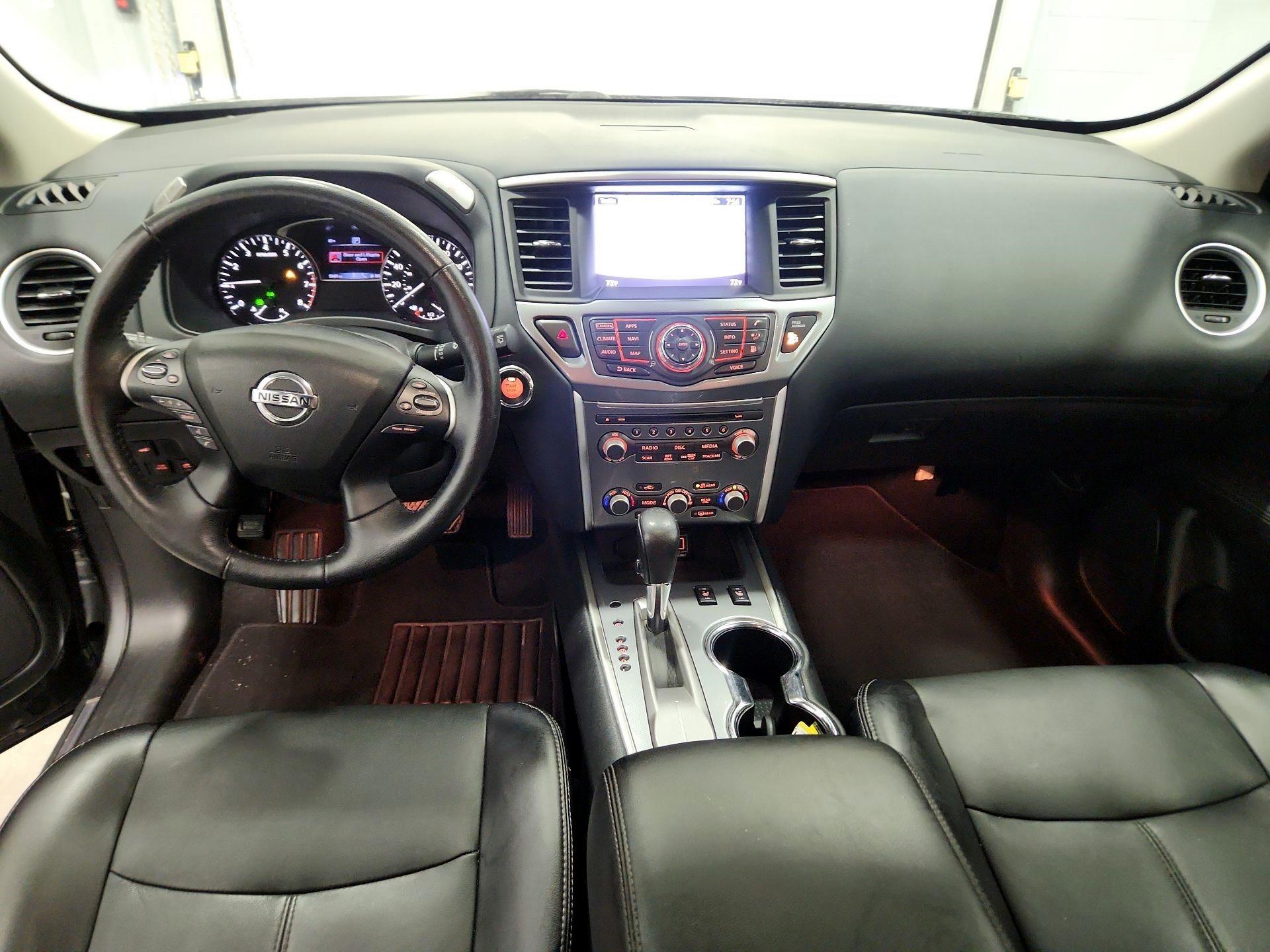 Thumbnail: 2020 Nissan Pathfinder - 9